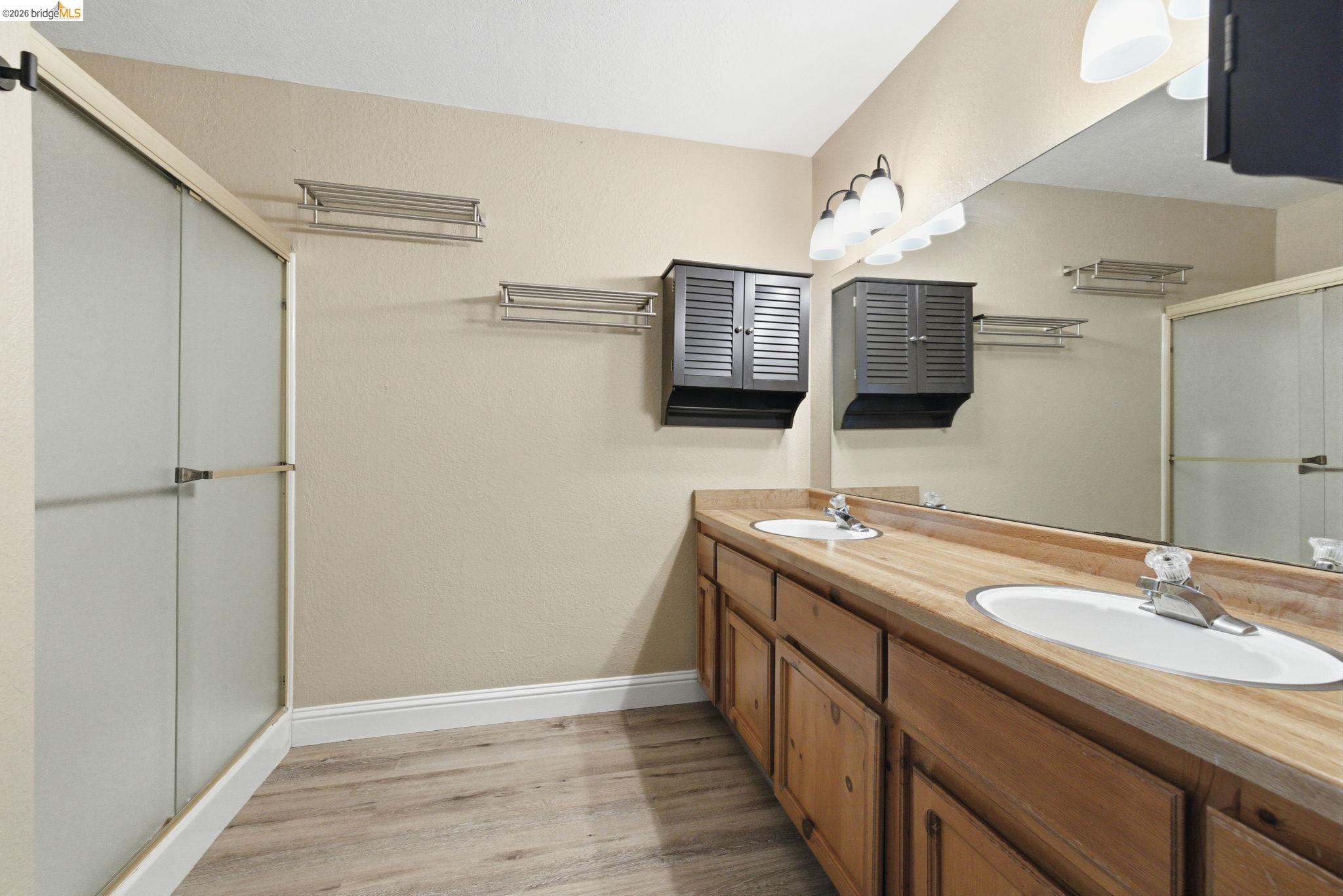 Detail Gallery Image 13 of 28 For 13133 Wells Fargo Dr, Groveland,  CA 95321 - 2 Beds | 2 Baths