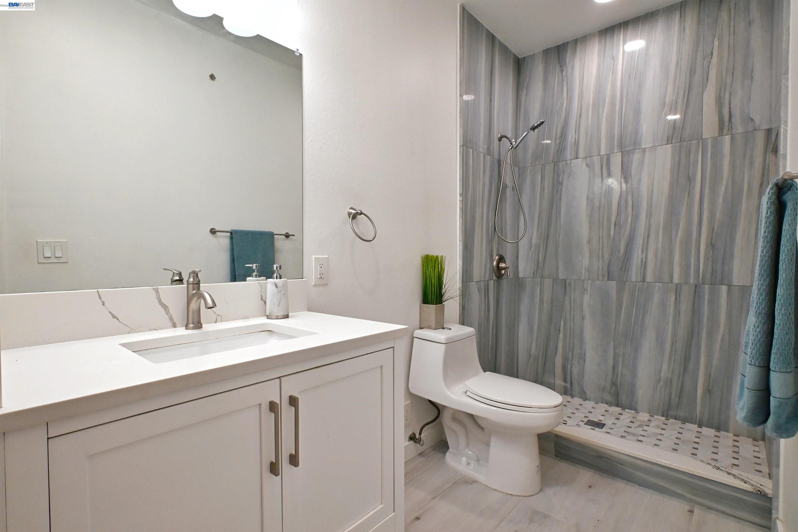 Photo #10: 41128714 Listing: Photo #10