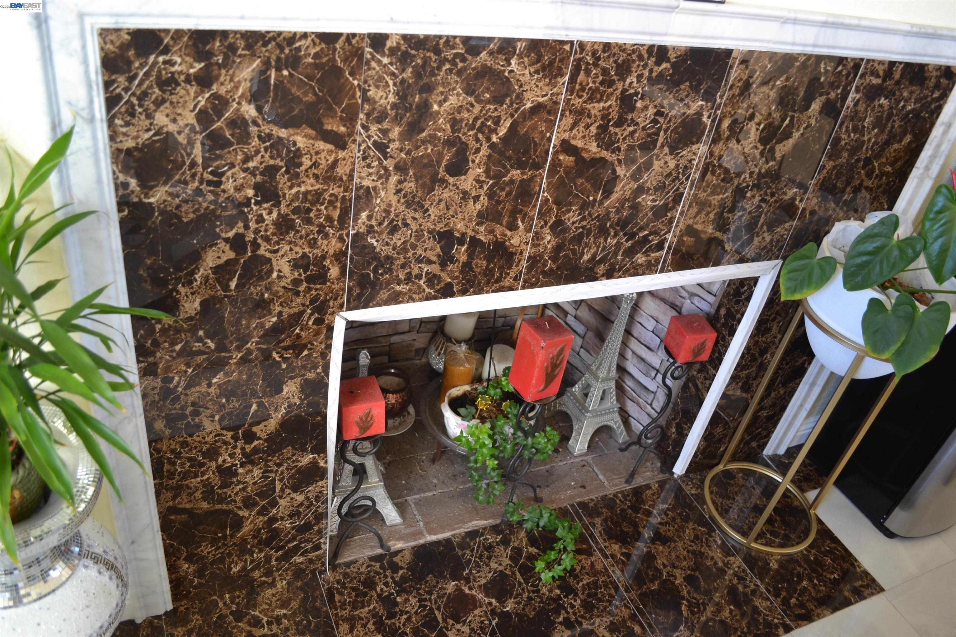 Detail Gallery Image 14 of 59 For 27093 Lemay Way, Hayward,  CA 94544 - 5 Beds | 3 Baths