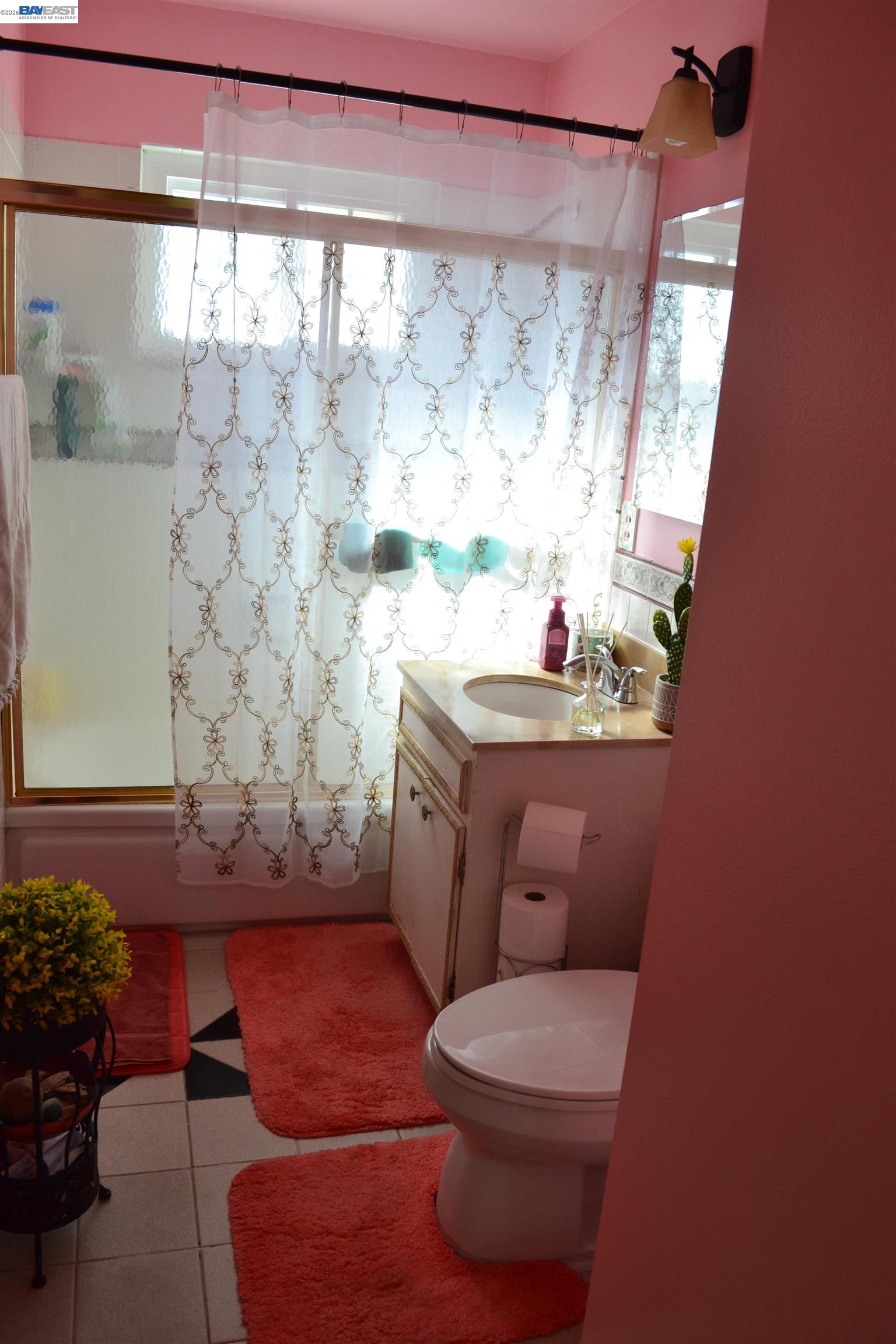 Detail Gallery Image 18 of 59 For 27093 Lemay Way, Hayward,  CA 94544 - 5 Beds | 3 Baths