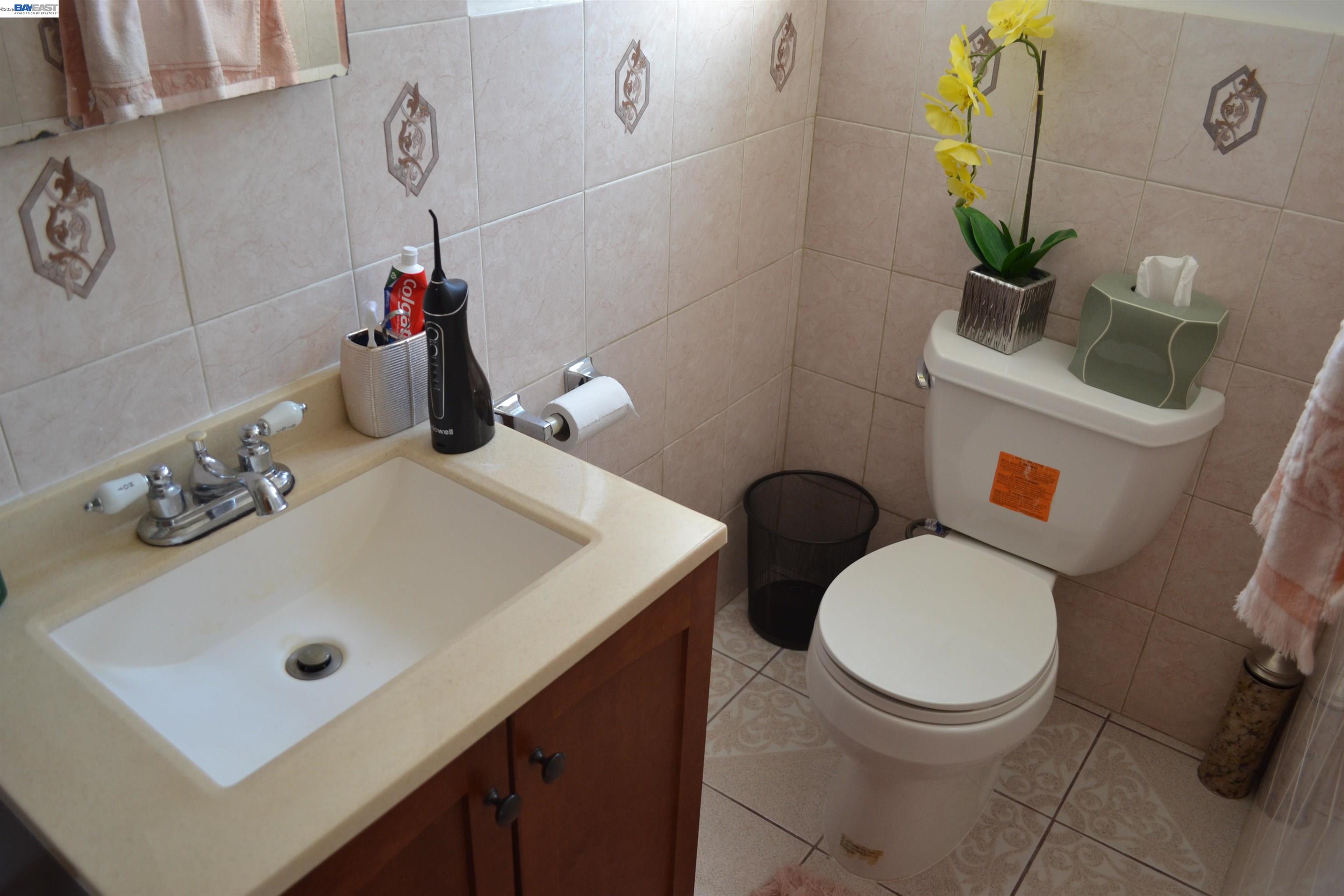 Detail Gallery Image 25 of 59 For 27093 Lemay Way, Hayward,  CA 94544 - 5 Beds | 3 Baths