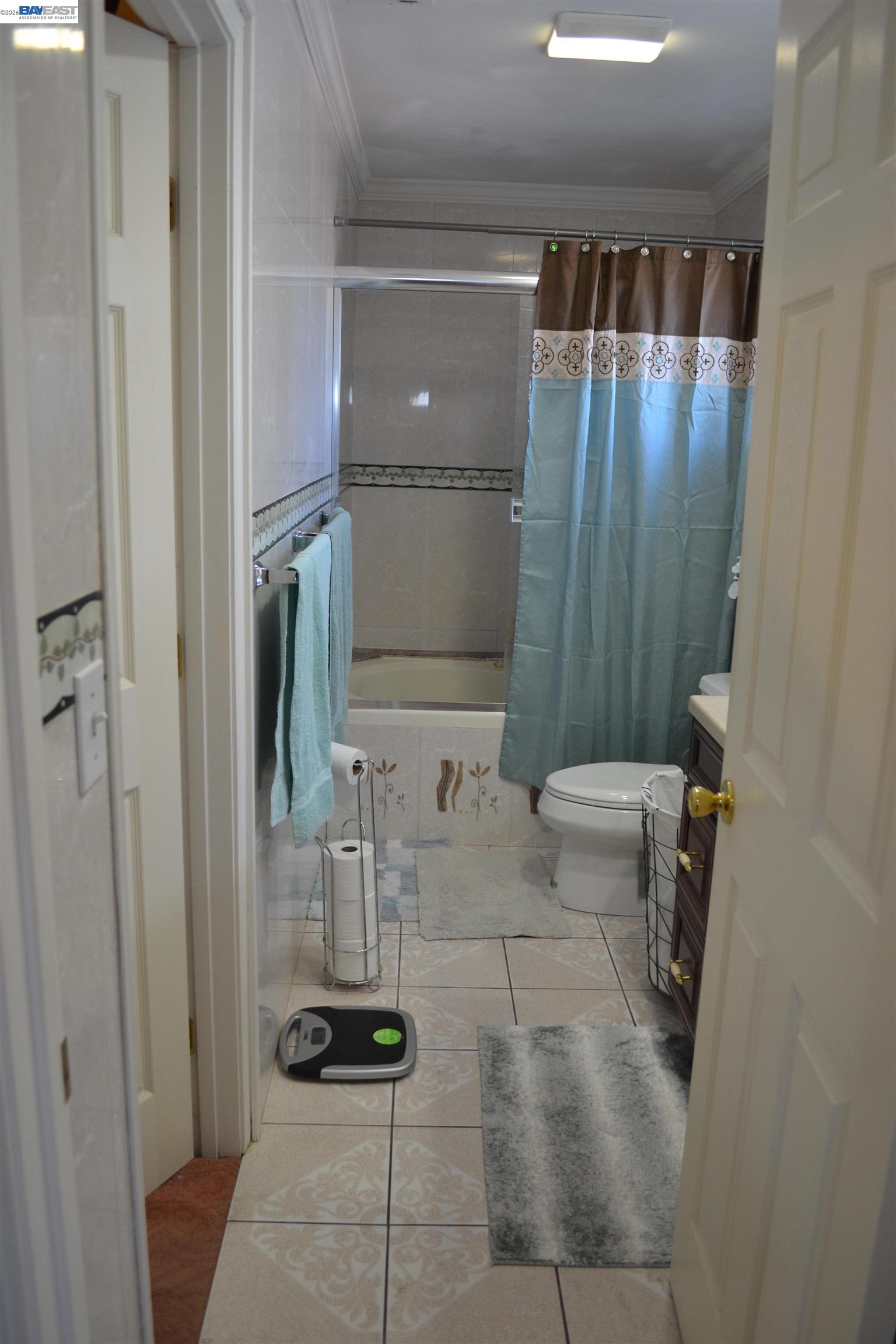 Detail Gallery Image 35 of 59 For 27093 Lemay Way, Hayward,  CA 94544 - 5 Beds | 3 Baths