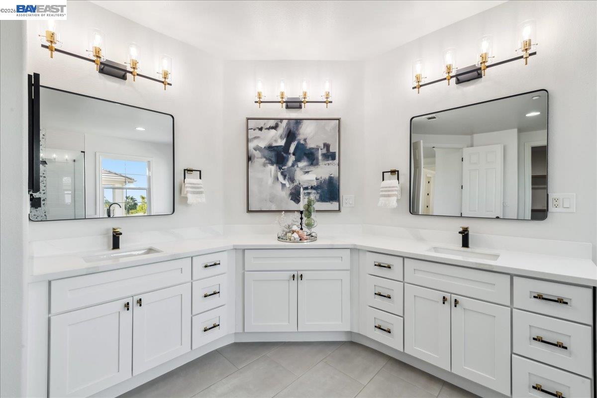 Detail Gallery Image 31 of 60 For 2890 Sable Oaks Way, Dublin,  CA 94568 - 5 Beds | 5/1 Baths