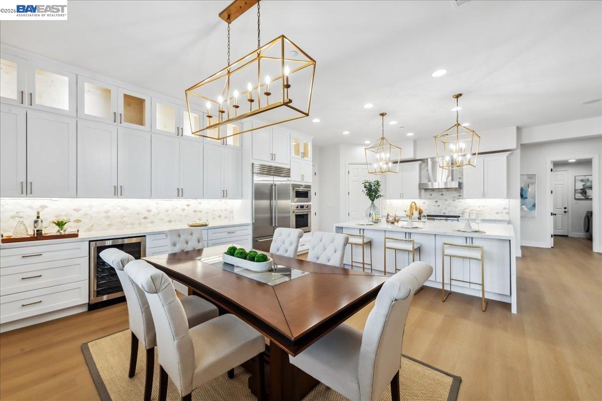 Detail Gallery Image 6 of 60 For 2890 Sable Oaks Way, Dublin,  CA 94568 - 5 Beds | 5/1 Baths