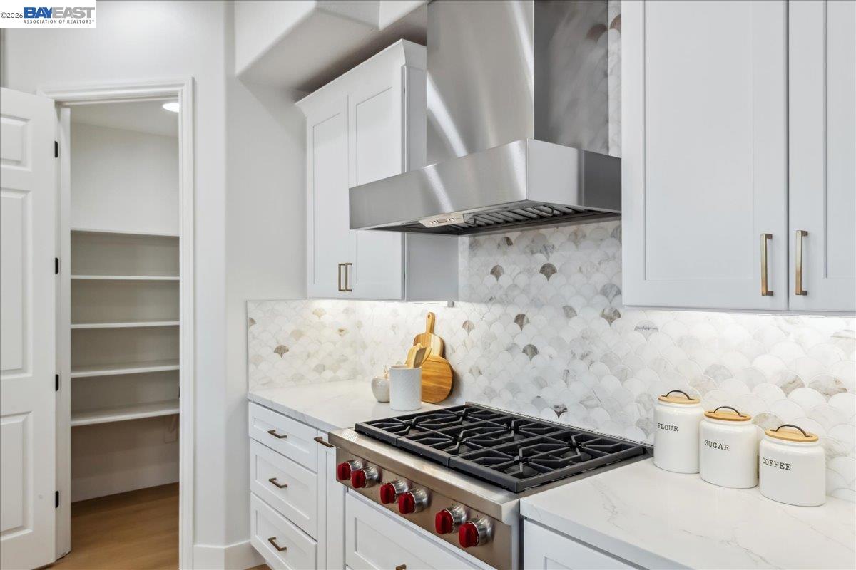 Detail Gallery Image 7 of 60 For 2890 Sable Oaks Way, Dublin,  CA 94568 - 5 Beds | 5/1 Baths