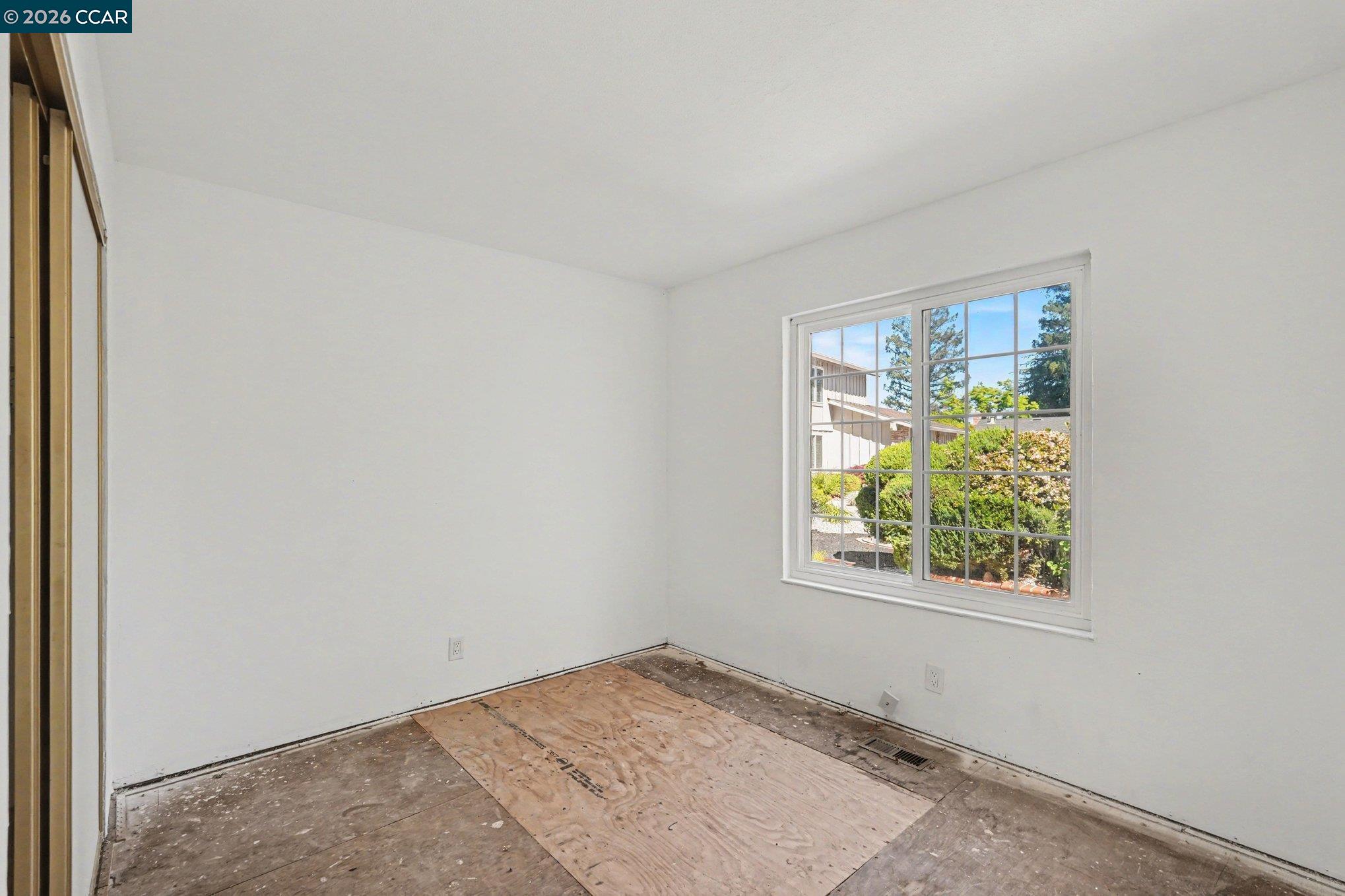 Detail Gallery Image 20 of 41 For 2030 Clearview Ct, Walnut Creek,  CA 94598 - 4 Beds | 3 Baths