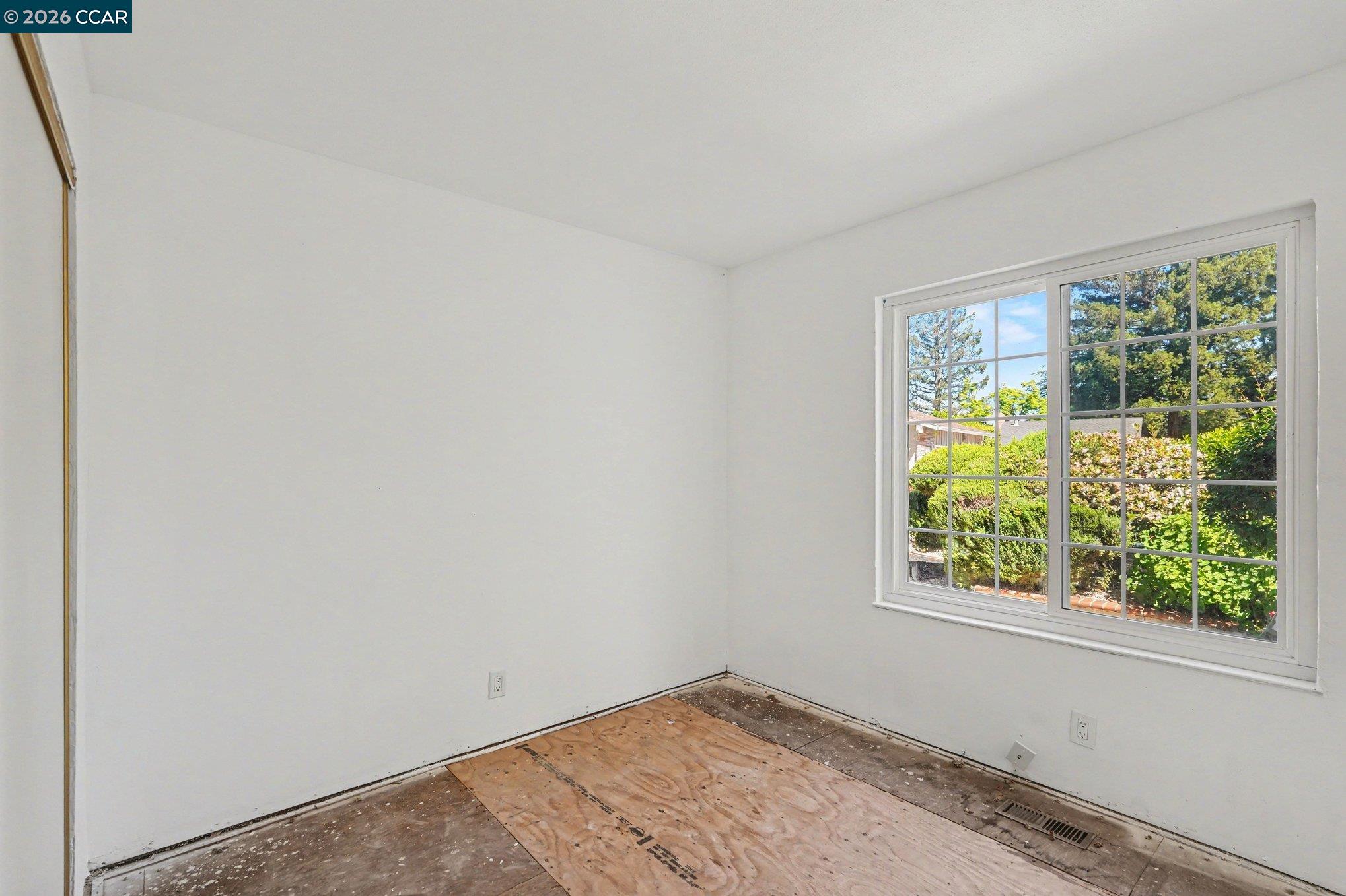 Detail Gallery Image 21 of 41 For 2030 Clearview Ct, Walnut Creek,  CA 94598 - 4 Beds | 3 Baths