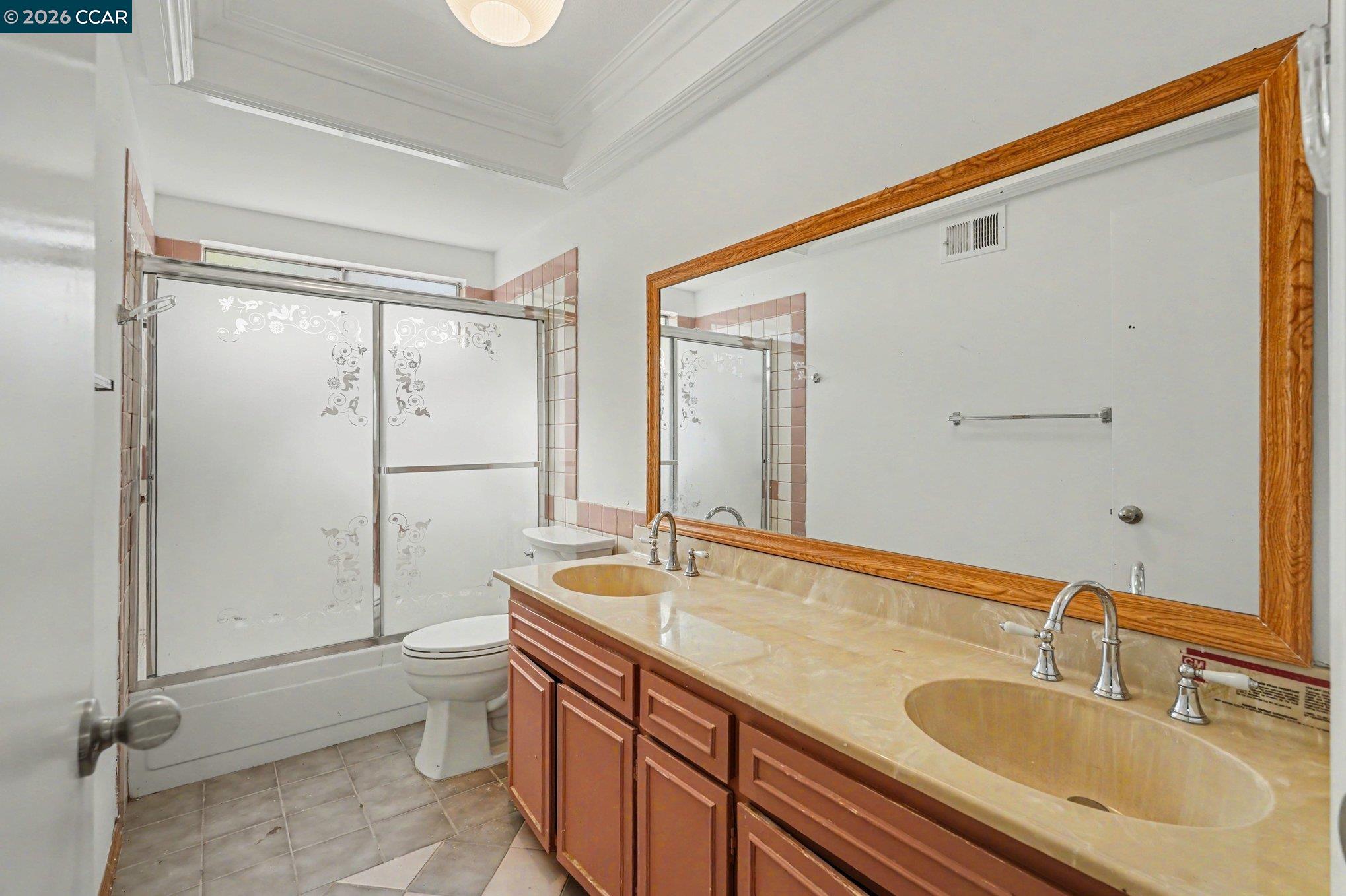 Detail Gallery Image 34 of 41 For 2030 Clearview Ct, Walnut Creek,  CA 94598 - 4 Beds | 3 Baths