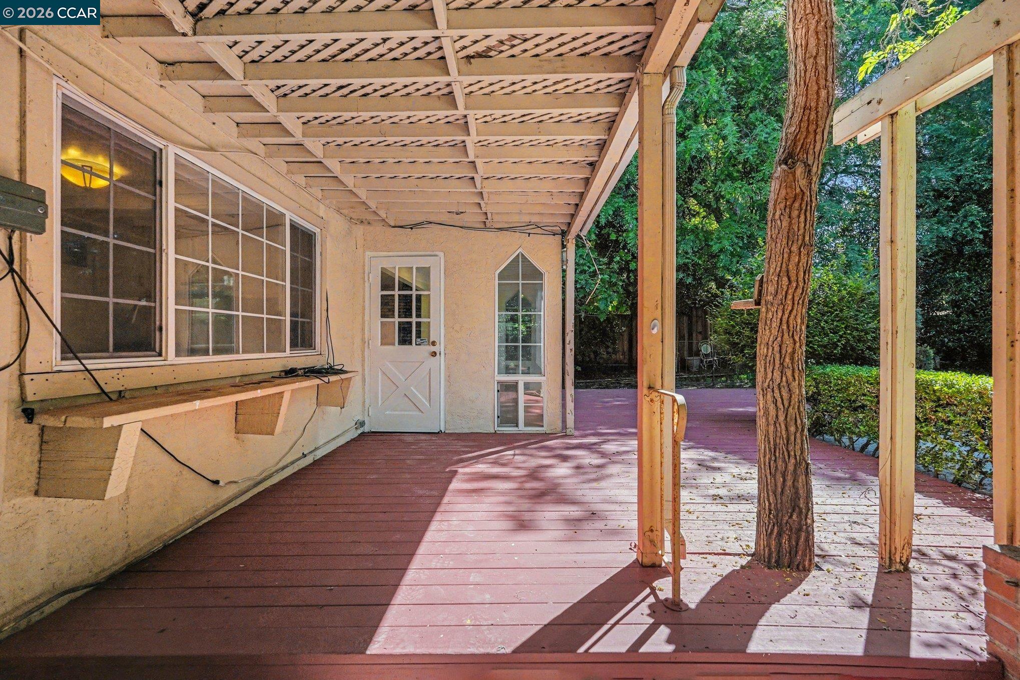 Detail Gallery Image 35 of 41 For 2030 Clearview Ct, Walnut Creek,  CA 94598 - 4 Beds | 3 Baths