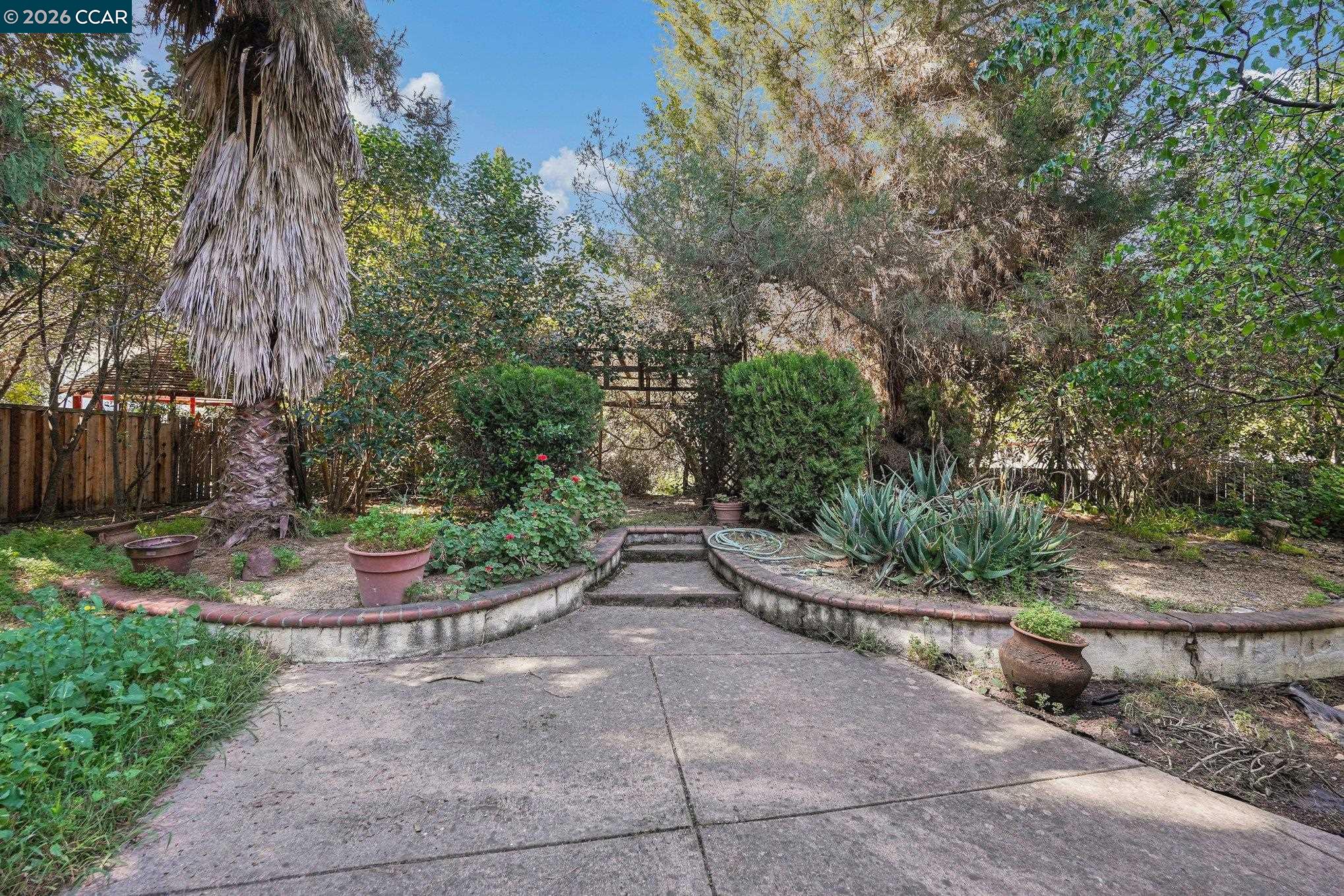 Detail Gallery Image 39 of 41 For 2030 Clearview Ct, Walnut Creek,  CA 94598 - 4 Beds | 3 Baths