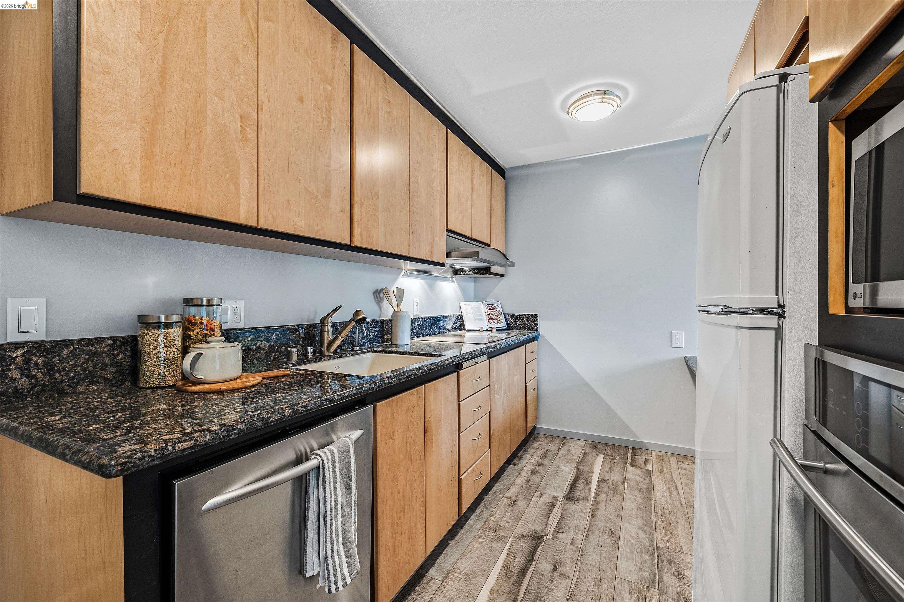 Photo #10: 41128720 Listing: Photo #10