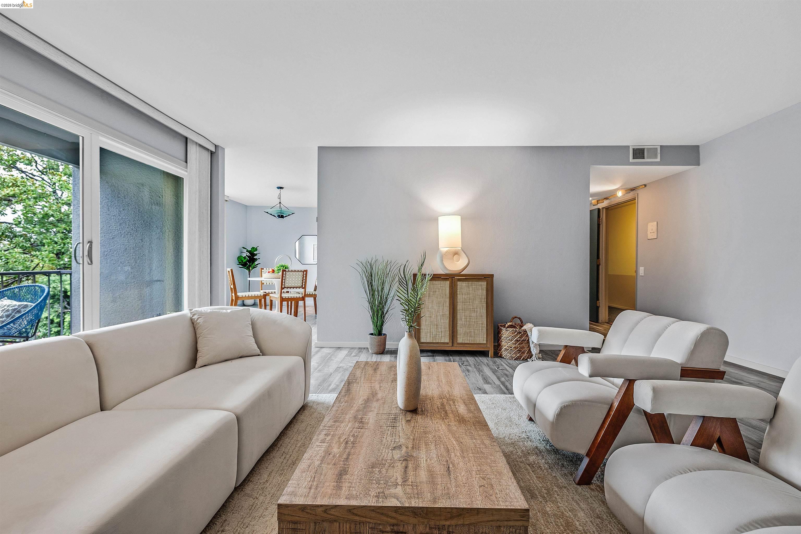 Photo #4: 41128720 Listing: Photo #4