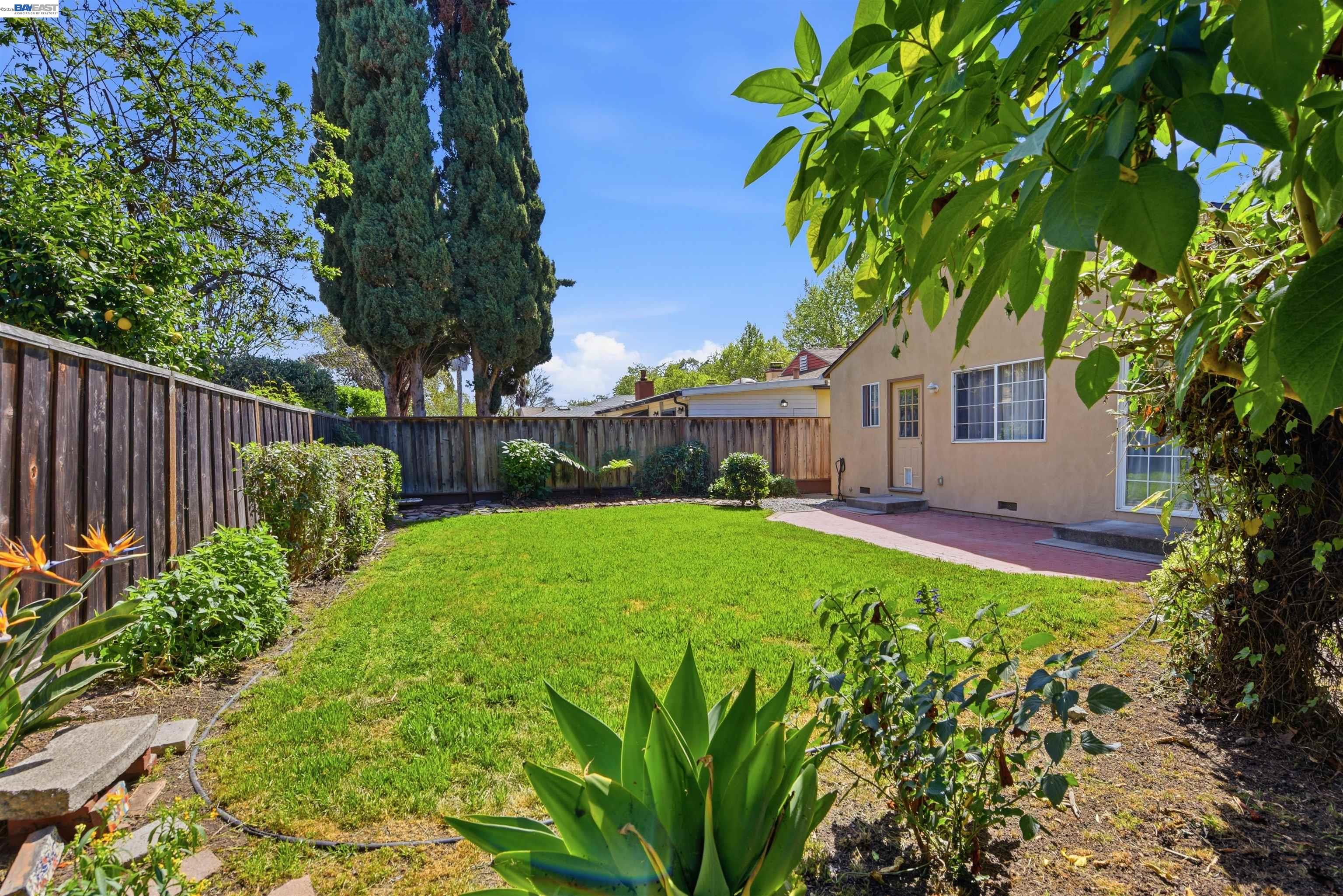 Detail Gallery Image 36 of 37 For 15740 Paseo Del Campo, San Lorenzo,  CA 94580 - 3 Beds | 2 Baths