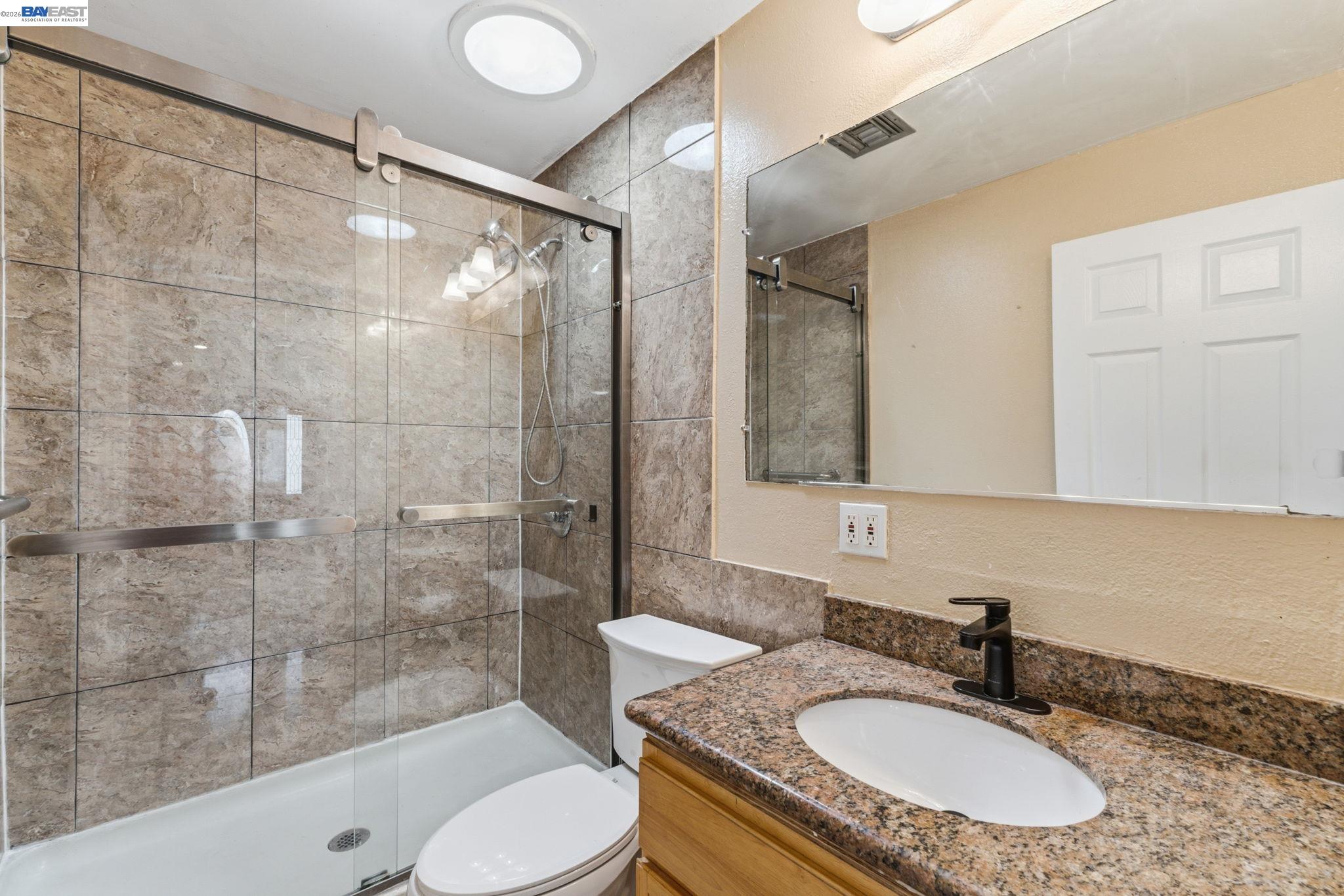 Detail Gallery Image 20 of 49 For 266 Jerilynn Ln, Hayward,  CA 94541 - 4 Beds | 3 Baths