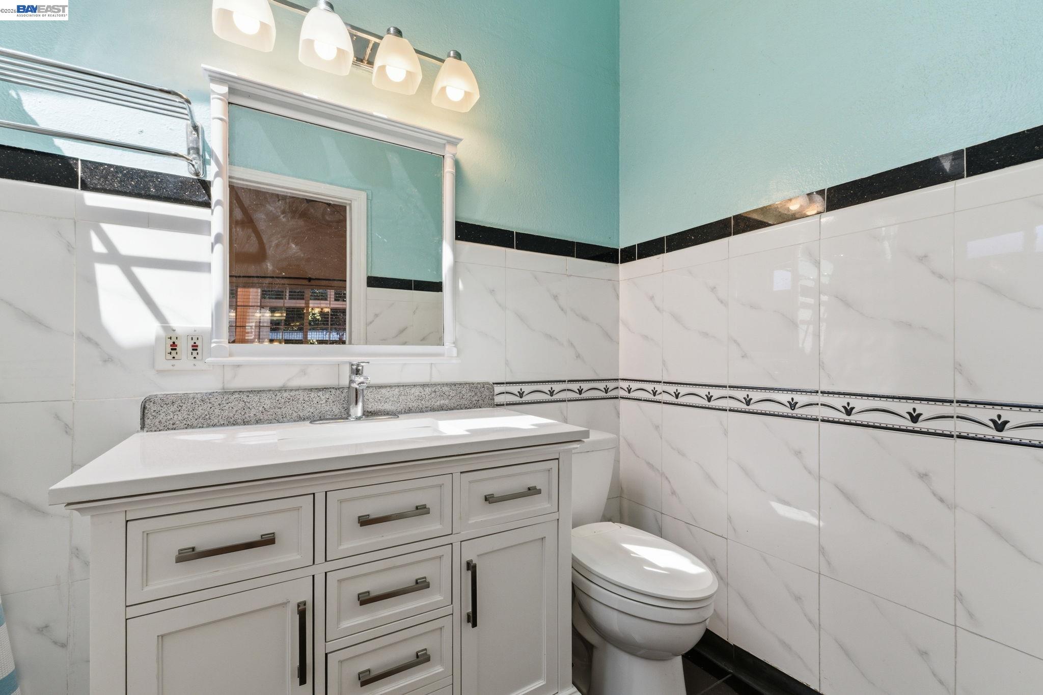 Detail Gallery Image 25 of 49 For 266 Jerilynn Ln, Hayward,  CA 94541 - 4 Beds | 3 Baths