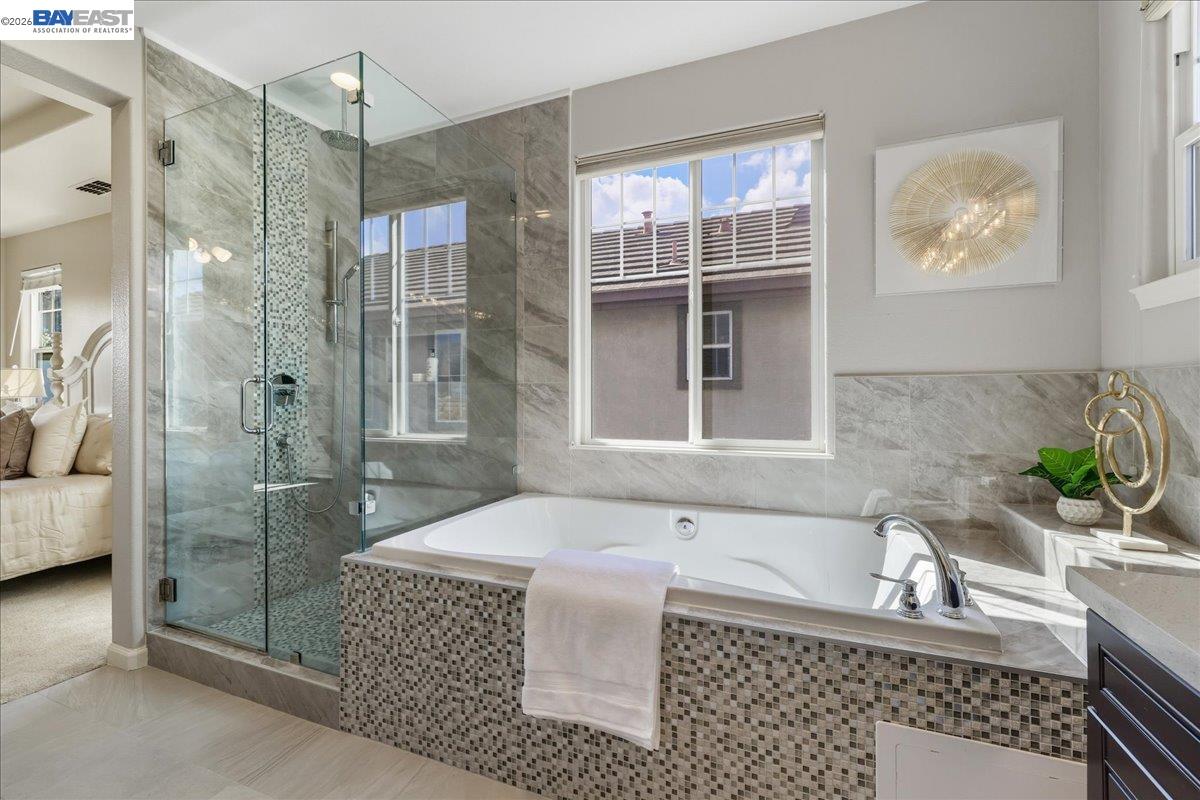 Detail Gallery Image 27 of 60 For 38393 Amaryllis Pl, Newark,  CA 94560 - 5 Beds | 3 Baths