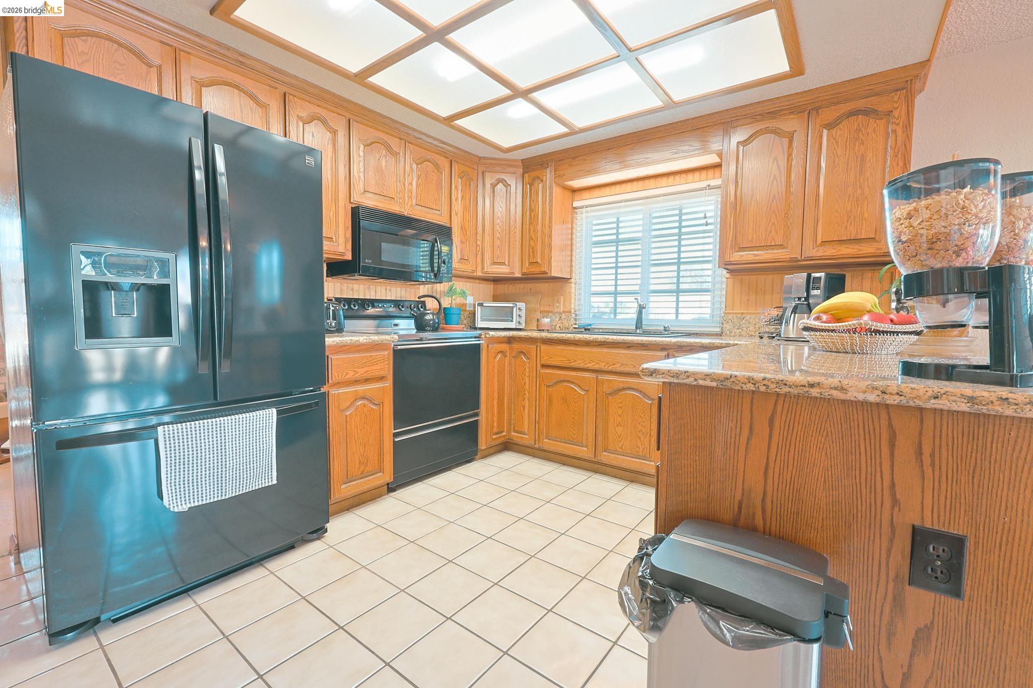 Detail Gallery Image 14 of 35 For 4950 Dawson Dr, Oakley,  CA 94561 - 4 Beds | 2 Baths