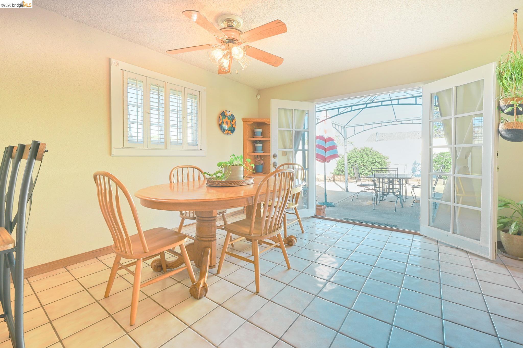 Detail Gallery Image 18 of 35 For 4950 Dawson Dr, Oakley,  CA 94561 - 4 Beds | 2 Baths