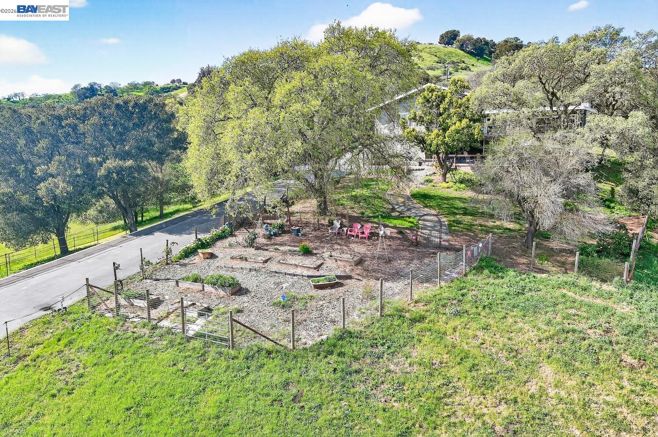 Detail Gallery Image 16 of 54 For 10700 Foothill Rd, Sunol,  CA 94586 - – Beds | – Baths