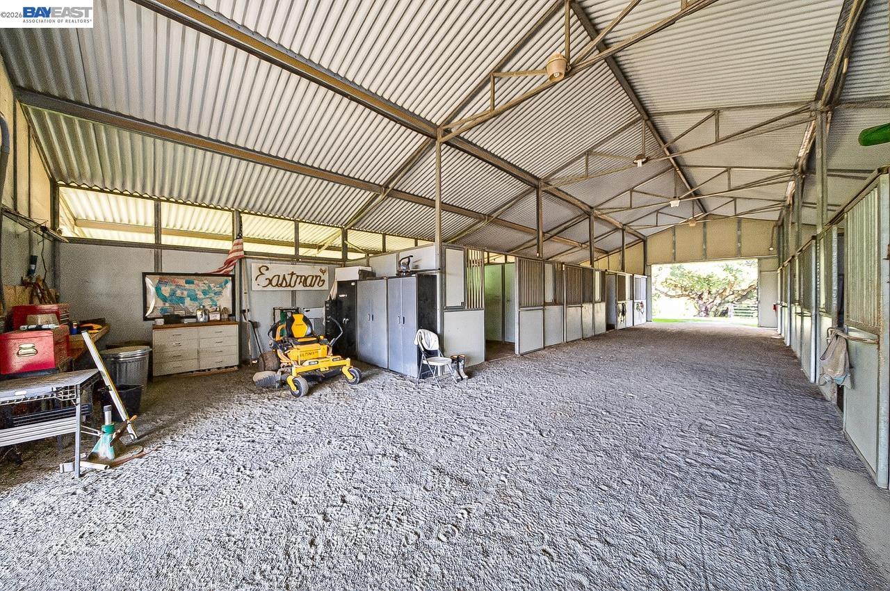 Detail Gallery Image 6 of 54 For 10700 Foothill Rd, Sunol,  CA 94586 - – Beds | – Baths