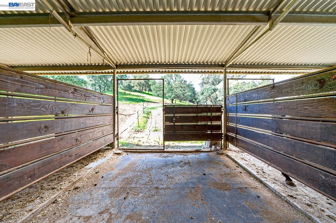 Detail Gallery Image 9 of 54 For 10700 Foothill Rd, Sunol,  CA 94586 - – Beds | – Baths