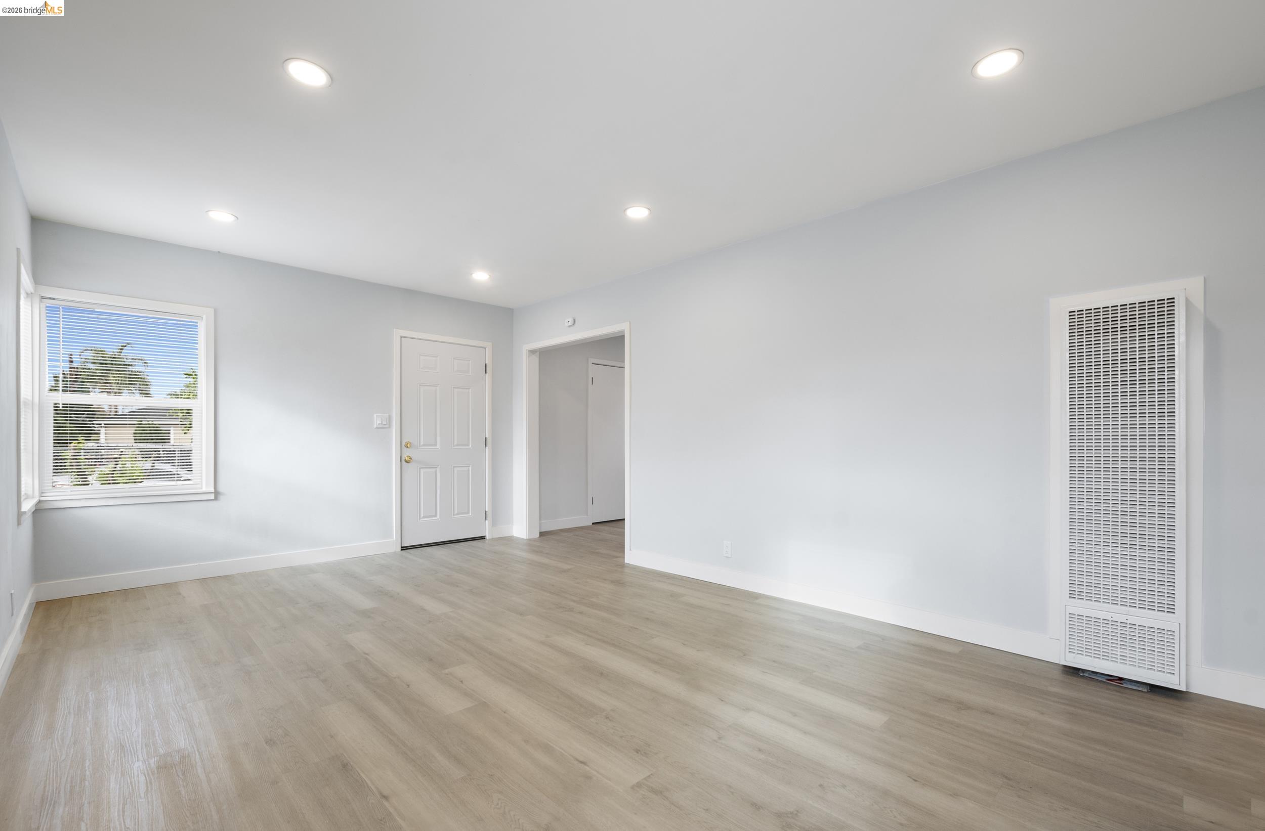 Detail Gallery Image 9 of 32 For 9028 a Street, Oakland,  CA 94603 - – Beds | – Baths