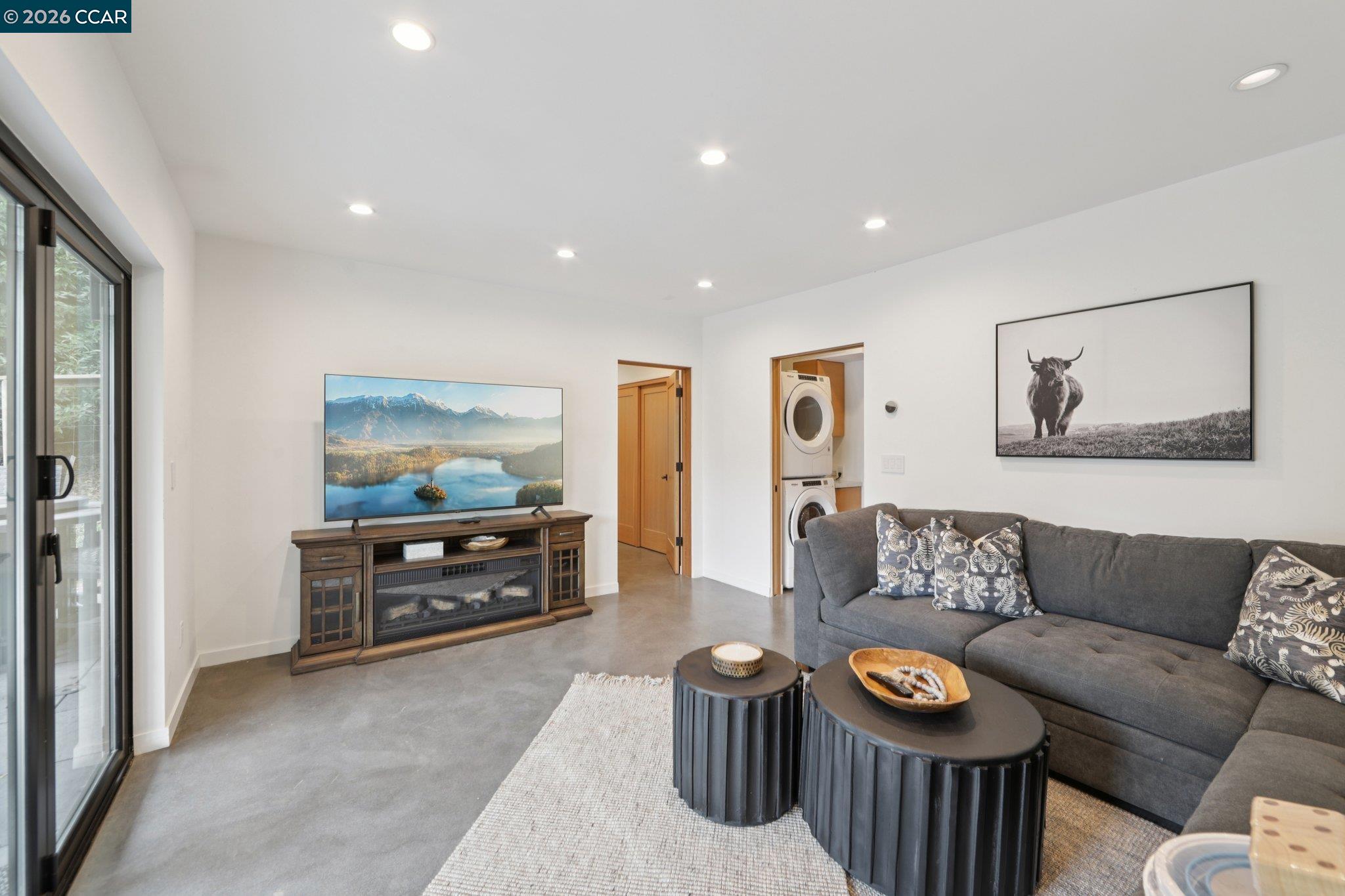 Detail Gallery Image 23 of 37 For 380 Vermont Ave, Berkeley,  CA 94707 - 3 Beds | 2 Baths