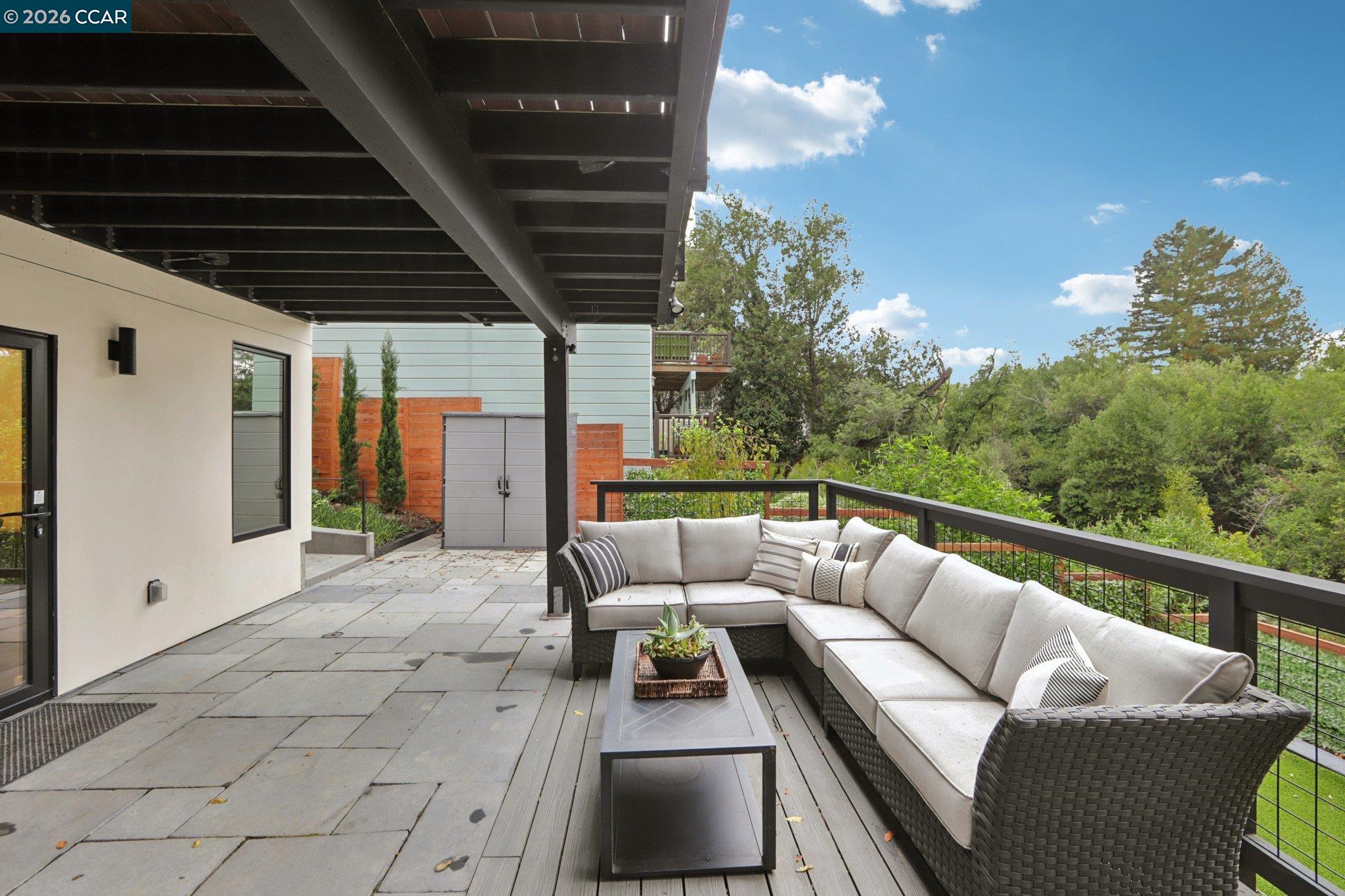 Detail Gallery Image 33 of 37 For 380 Vermont Ave, Berkeley,  CA 94707 - 3 Beds | 2 Baths