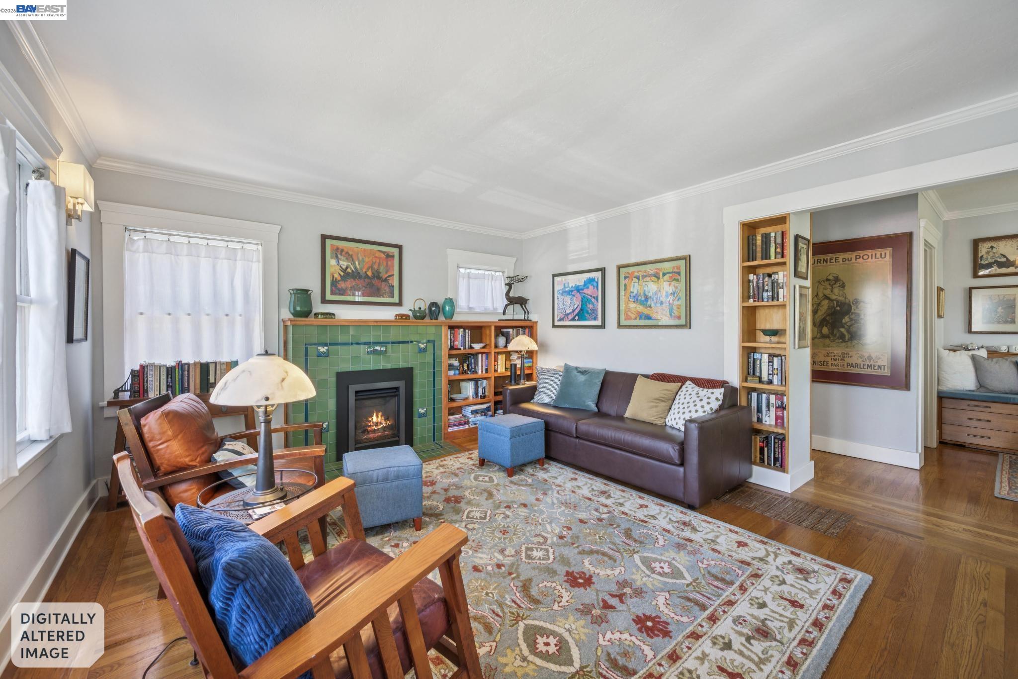 Detail Gallery Image 3 of 33 For 1376 Versailles Ave, Alameda,  CA 94501 - 2 Beds | 2 Baths