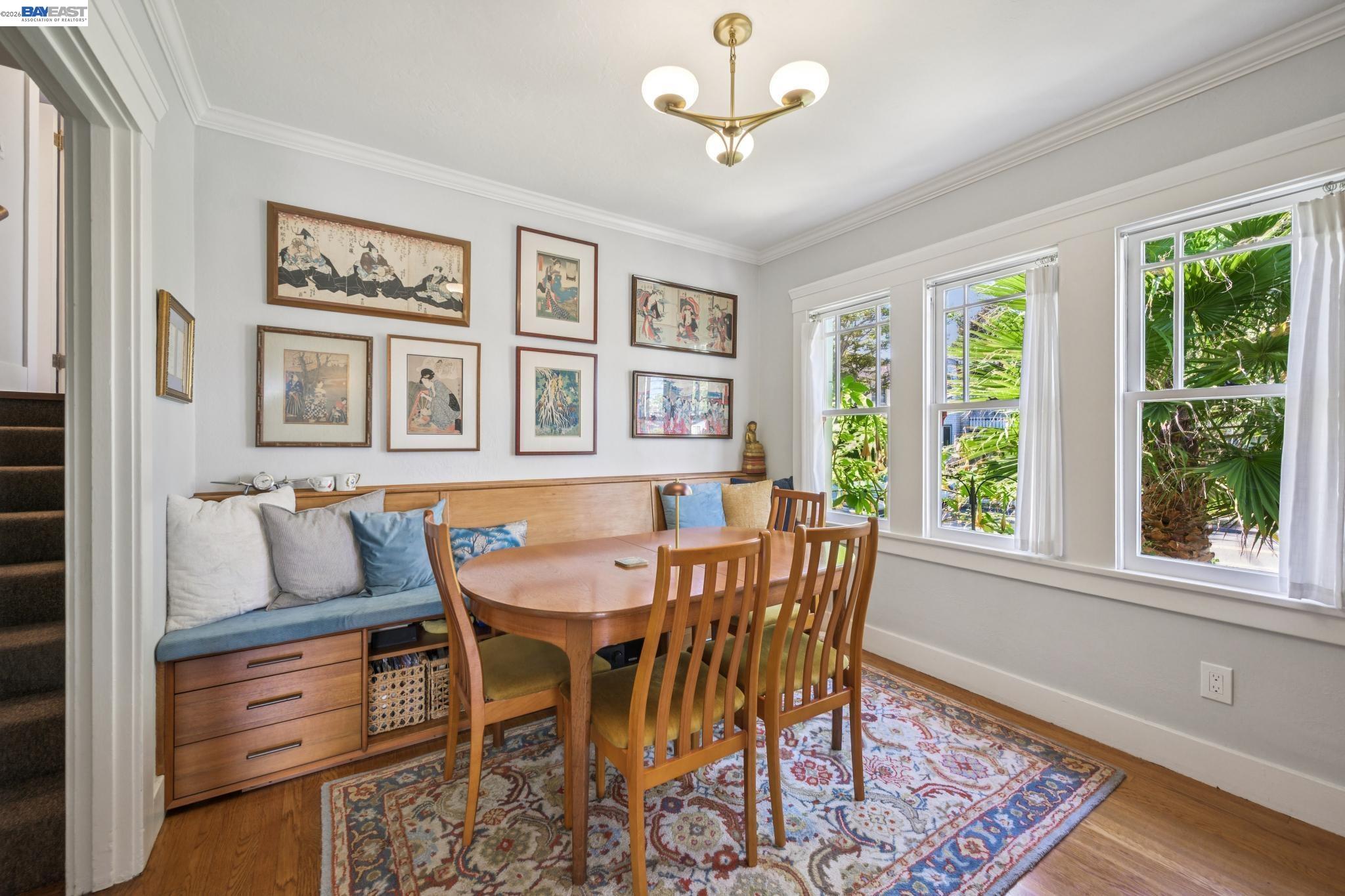 Detail Gallery Image 7 of 33 For 1376 Versailles Ave, Alameda,  CA 94501 - 2 Beds | 2 Baths