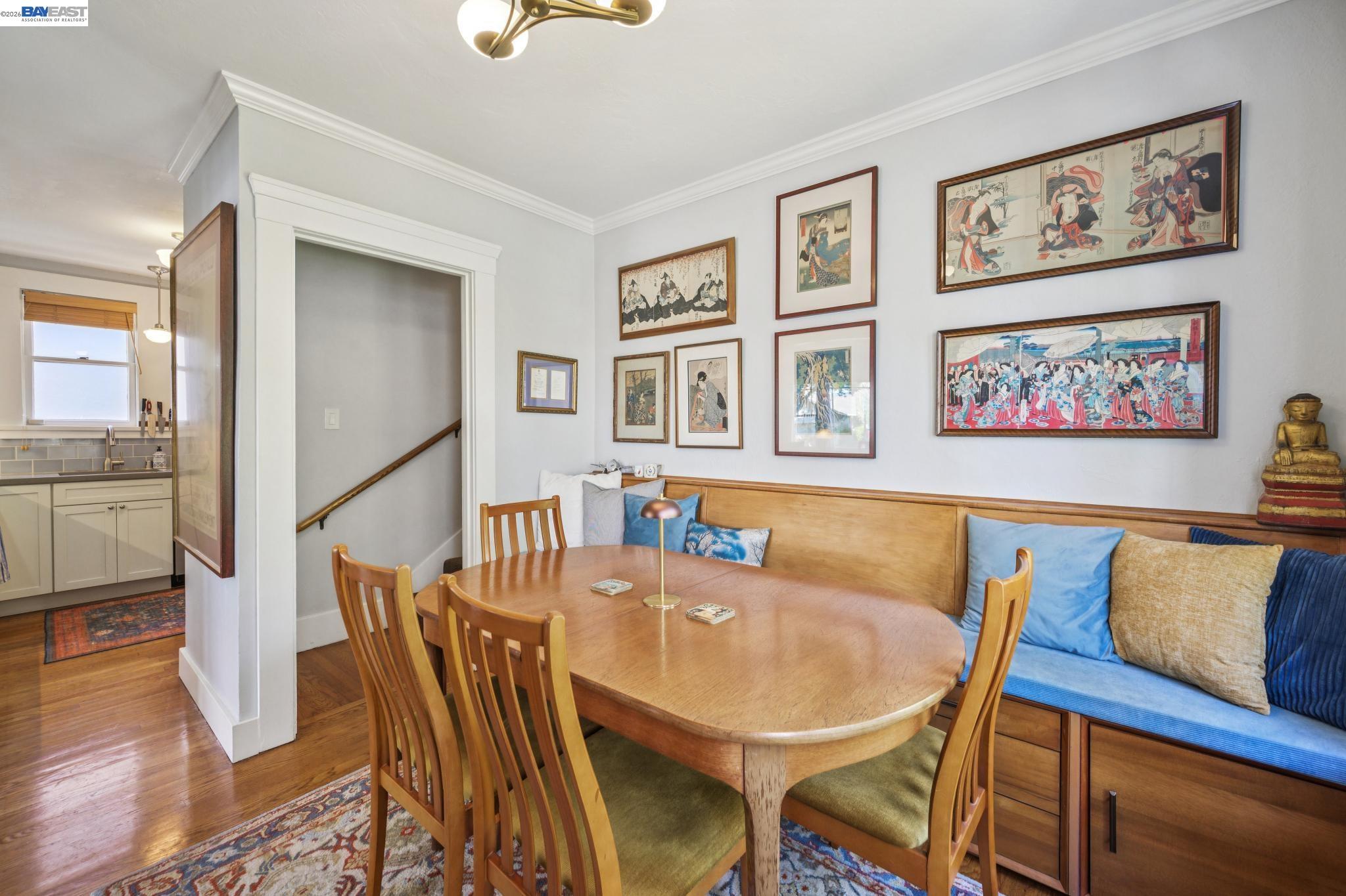 Detail Gallery Image 8 of 33 For 1376 Versailles Ave, Alameda,  CA 94501 - 2 Beds | 2 Baths