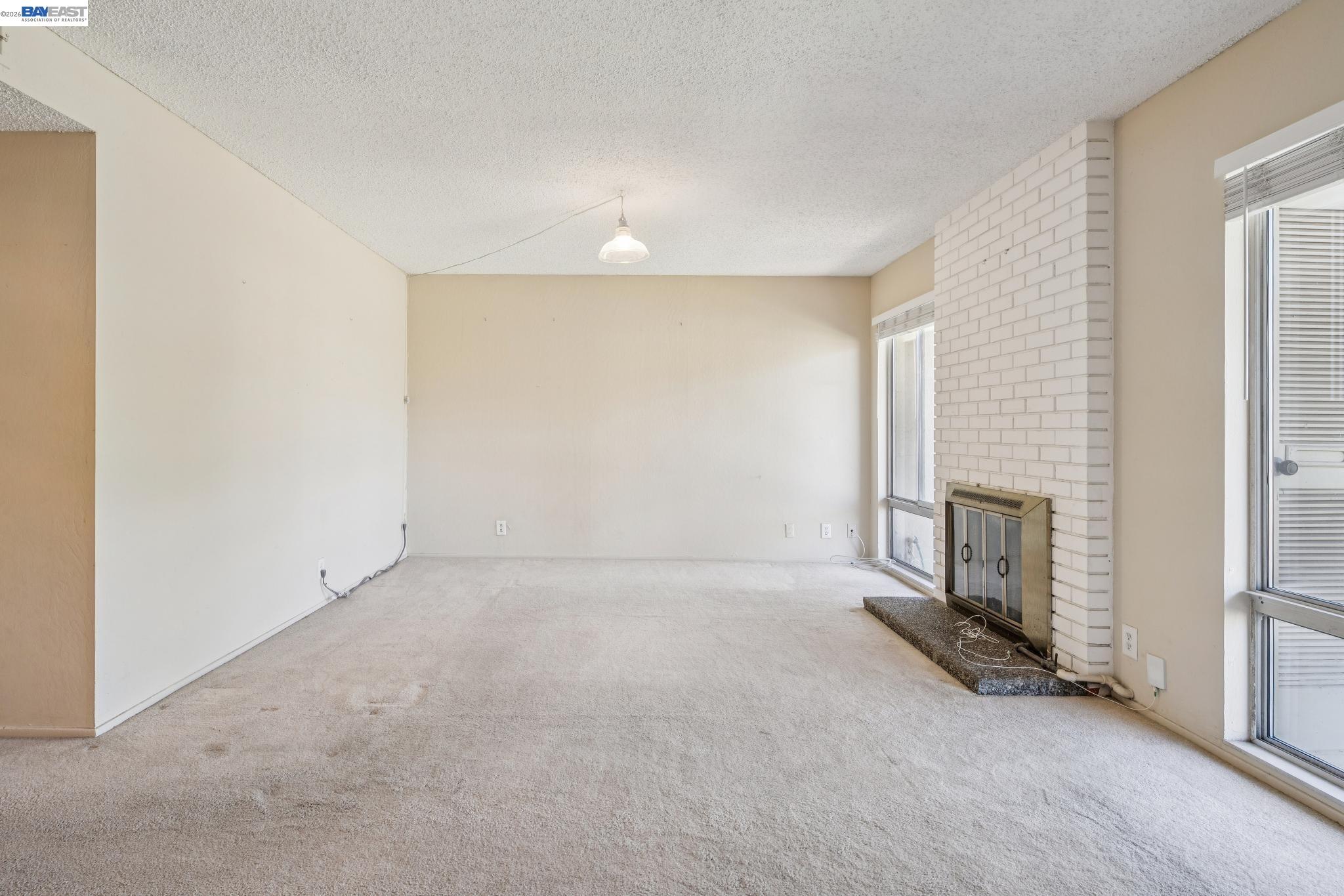 1024 Fontana Dr, Alameda, CA, 94502