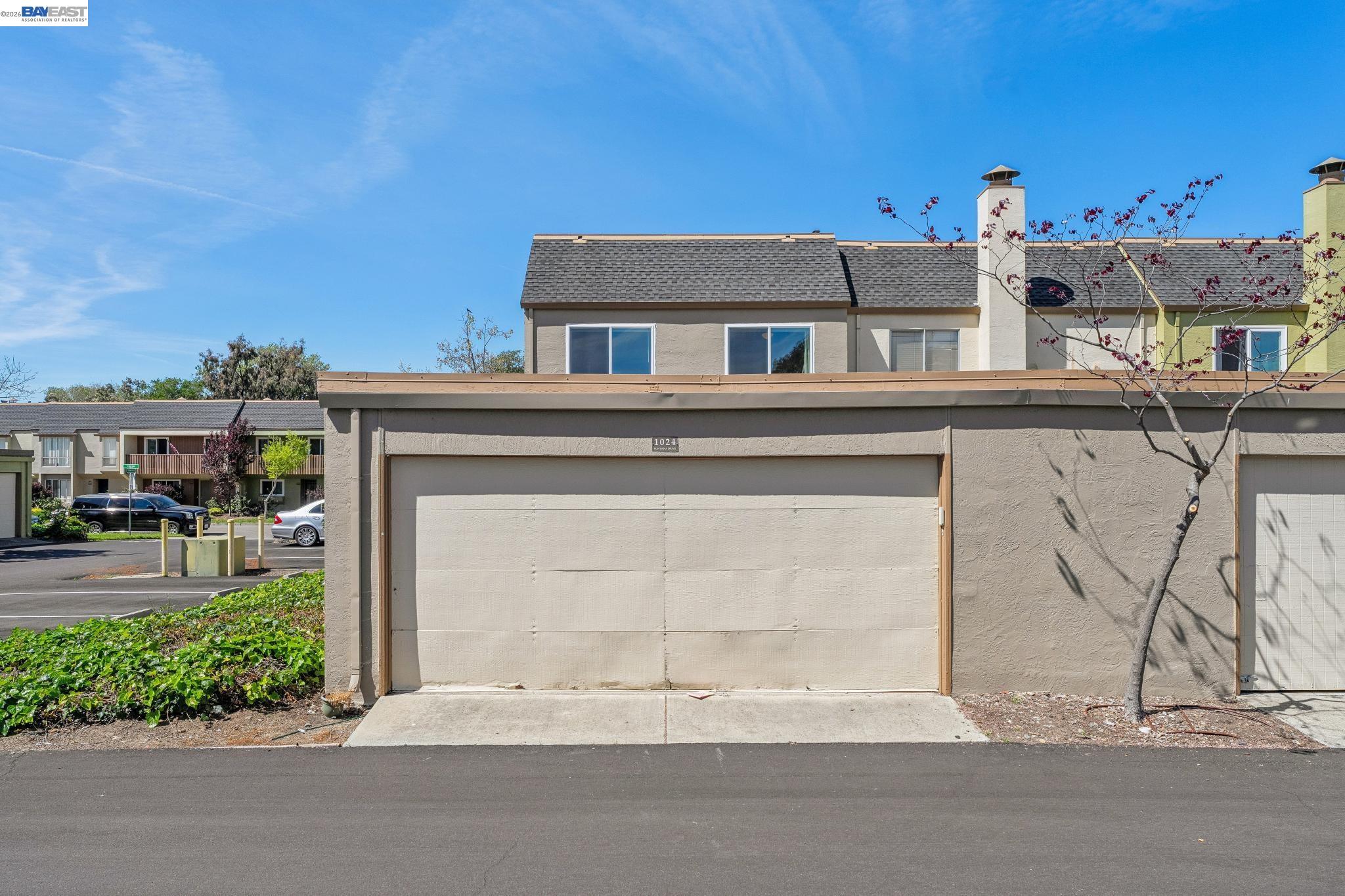 Detail Gallery Image 52 of 60 For 1024 Fontana Dr, Alameda,  CA 94502 - 3 Beds | 2/1 Baths