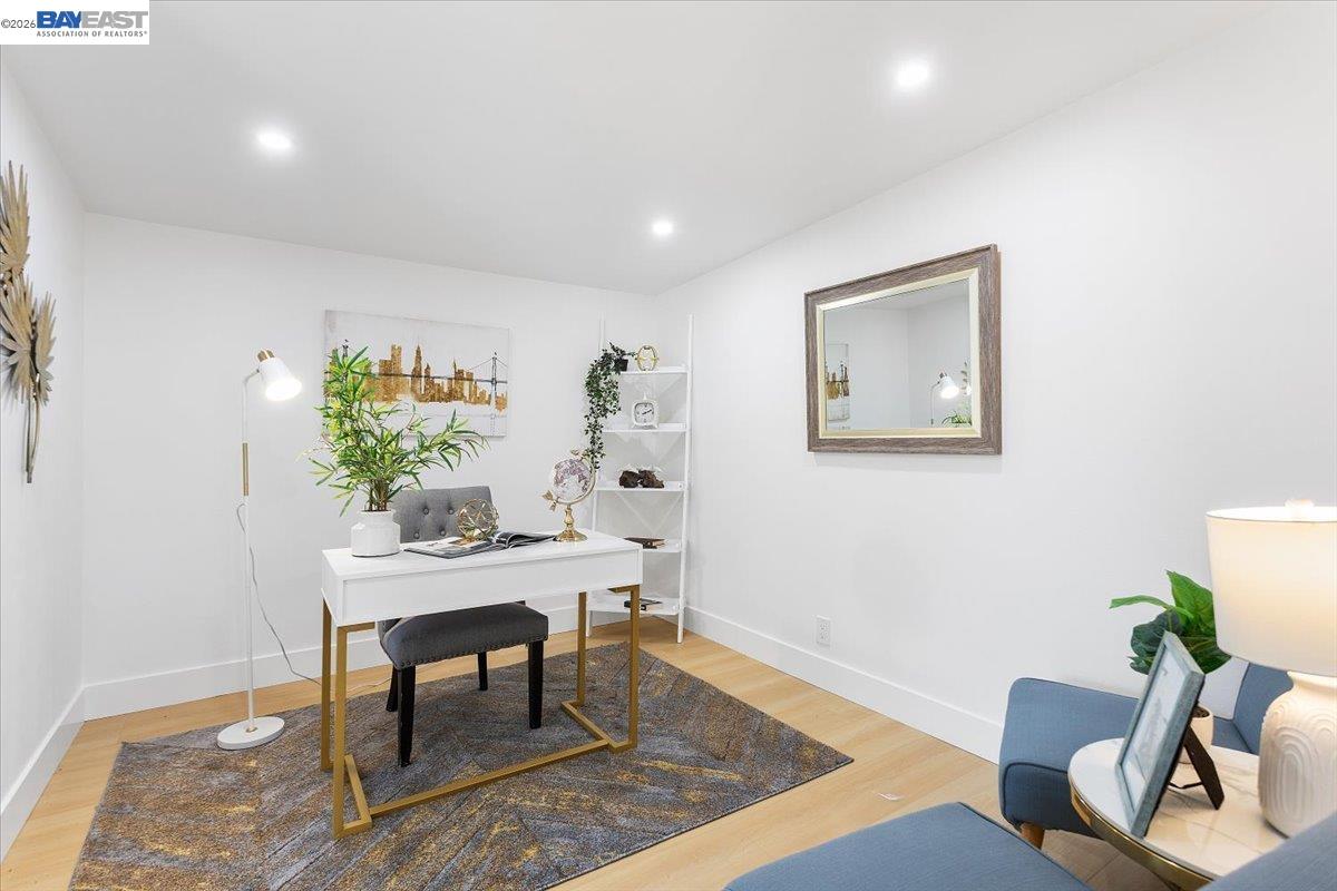 Detail Gallery Image 11 of 35 For 27828 Mandarin Ave, Hayward,  CA 94544 - 4 Beds | 2 Baths