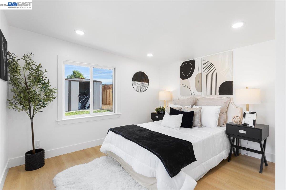 Detail Gallery Image 14 of 35 For 27828 Mandarin Ave, Hayward,  CA 94544 - 4 Beds | 2 Baths