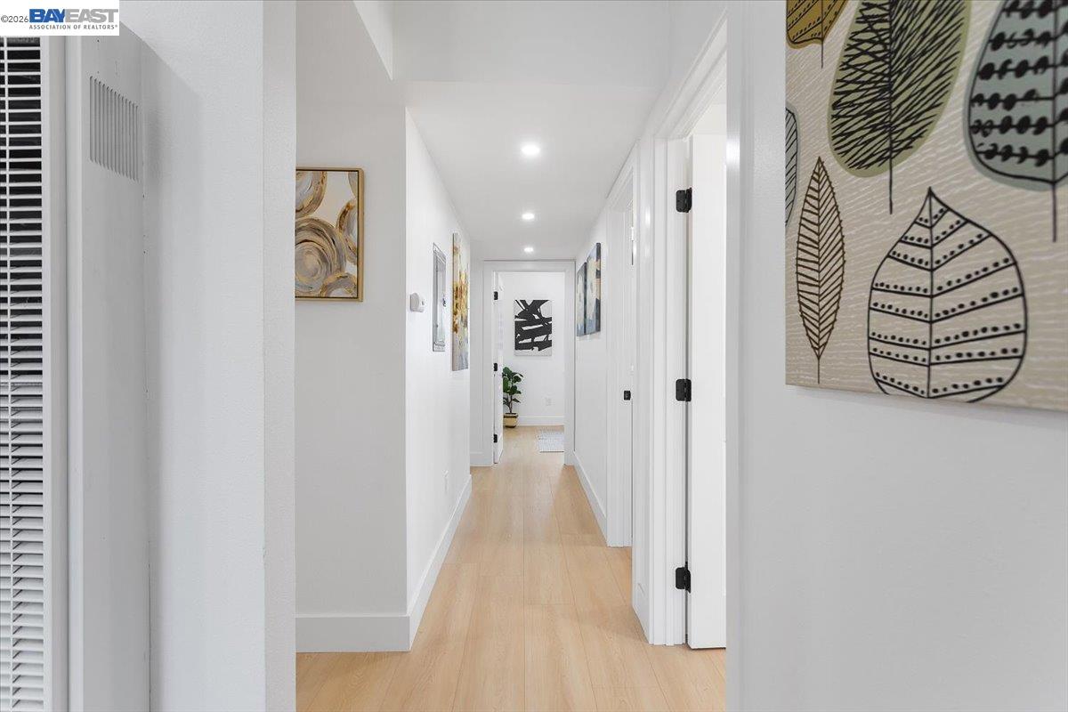 Detail Gallery Image 16 of 35 For 27828 Mandarin Ave, Hayward,  CA 94544 - 4 Beds | 2 Baths