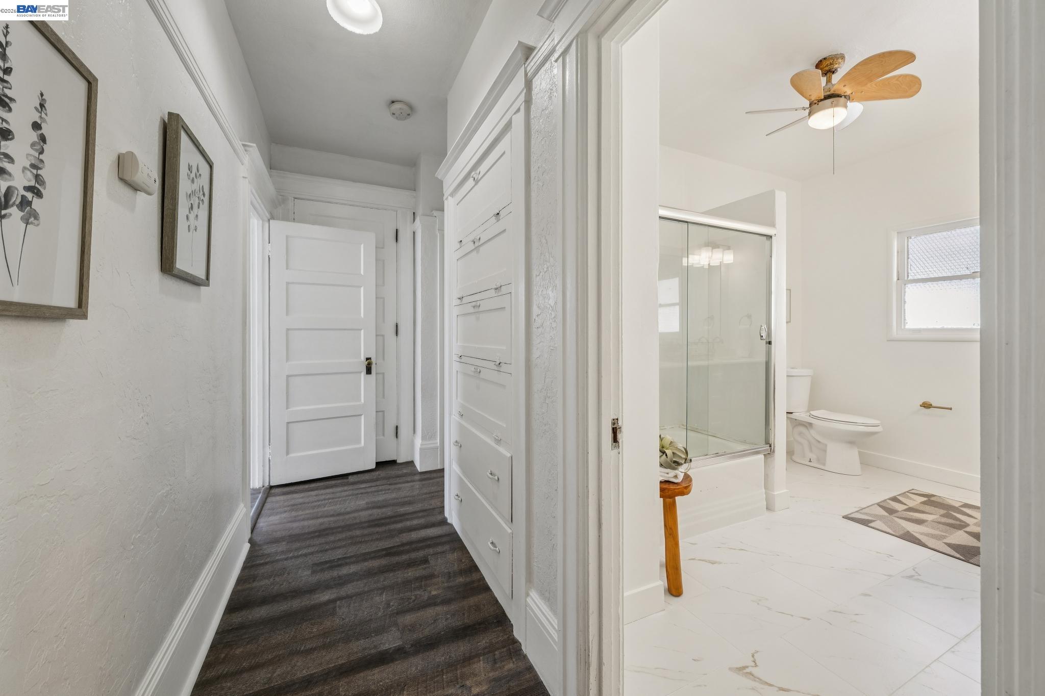 Detail Gallery Image 18 of 58 For 2063 Rosedale Ave, Oakland,  CA 94601 - 5 Beds | 2 Baths