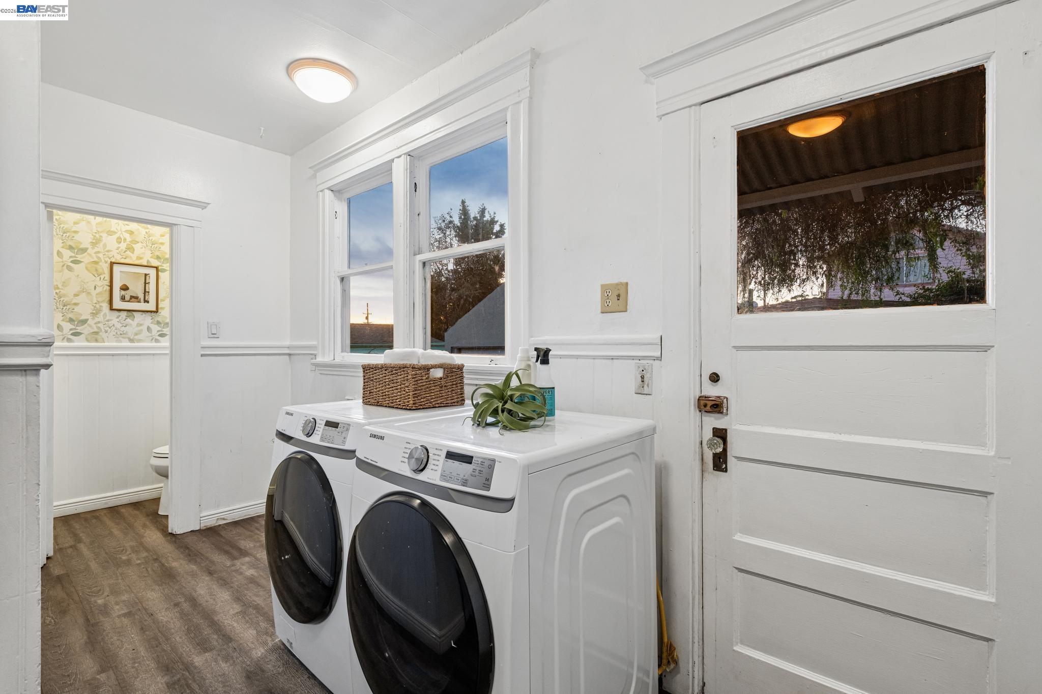 Detail Gallery Image 58 of 58 For 2063 Rosedale Ave, Oakland,  CA 94601 - 5 Beds | 2 Baths