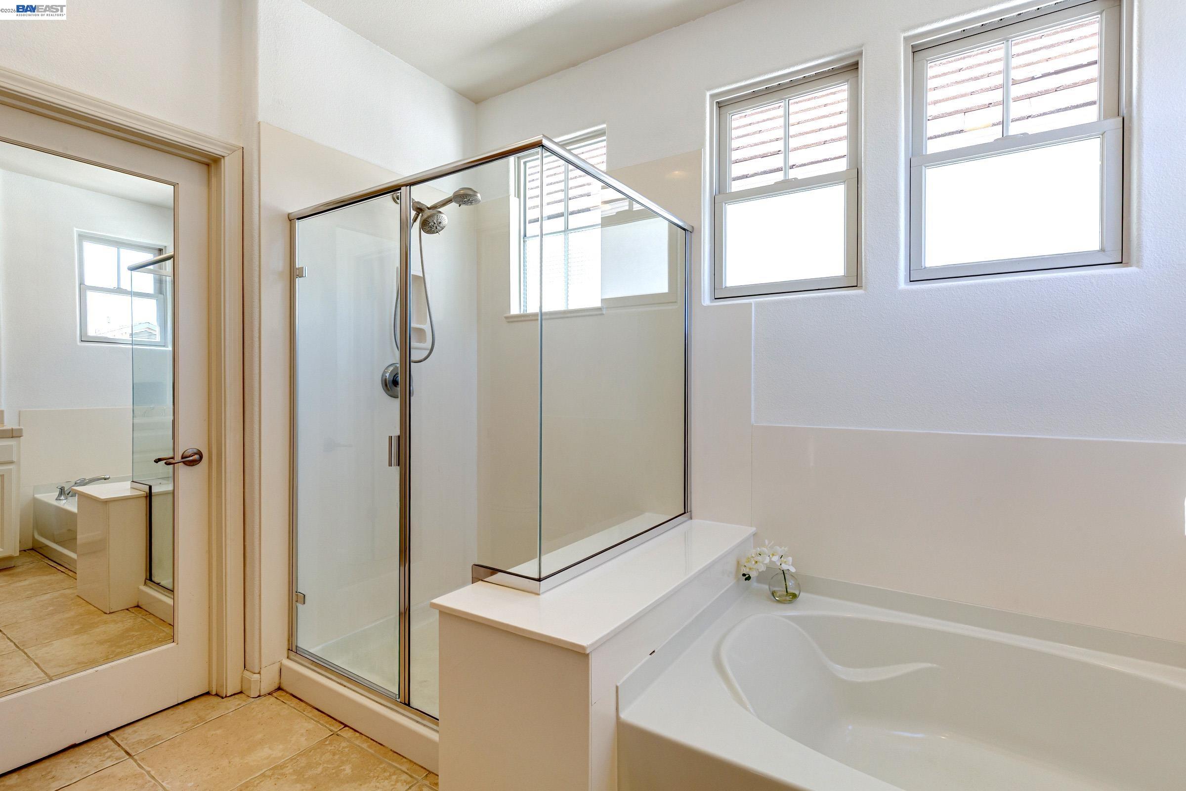 Detail Gallery Image 22 of 30 For 2381 Haile St, Alameda,  CA 94501 - 3 Beds | 2/1 Baths