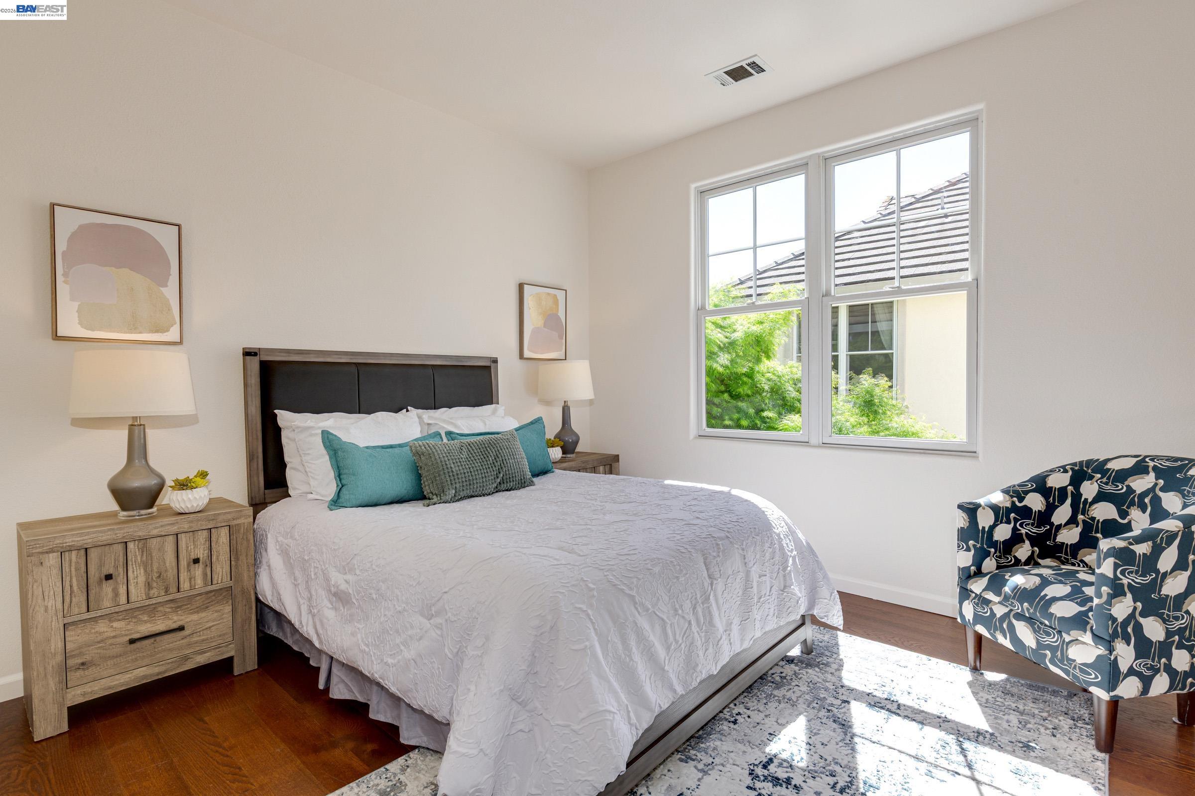 Detail Gallery Image 27 of 30 For 2381 Haile St, Alameda,  CA 94501 - 3 Beds | 2/1 Baths