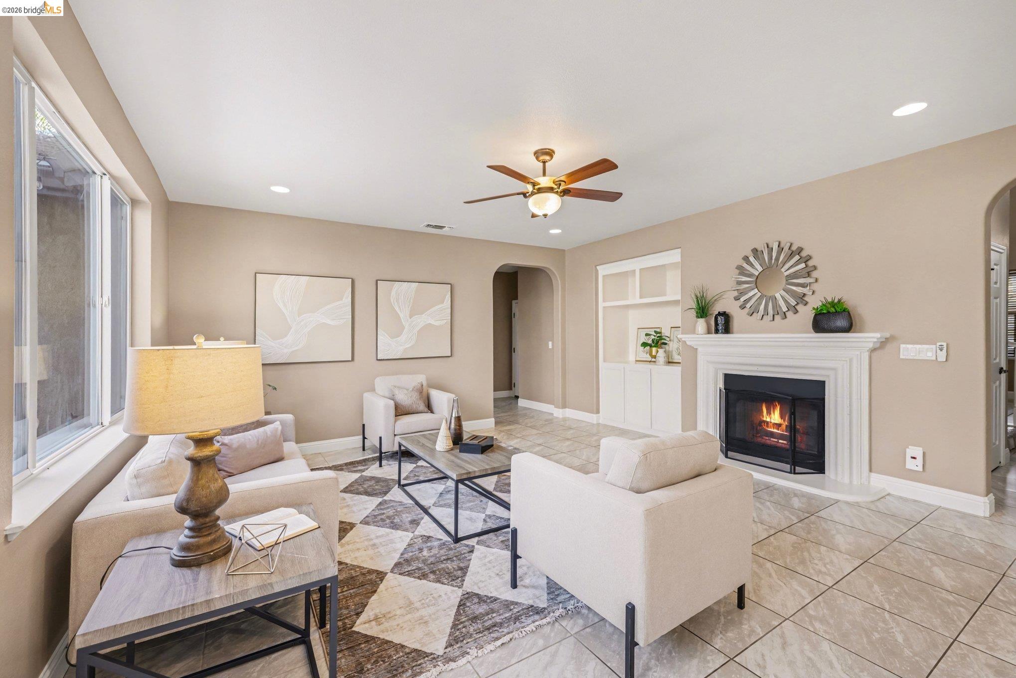 Detail Gallery Image 12 of 36 For 6372 Crystal Springs Cir, Discovery Bay,  CA 94505 - 5 Beds | 3 Baths