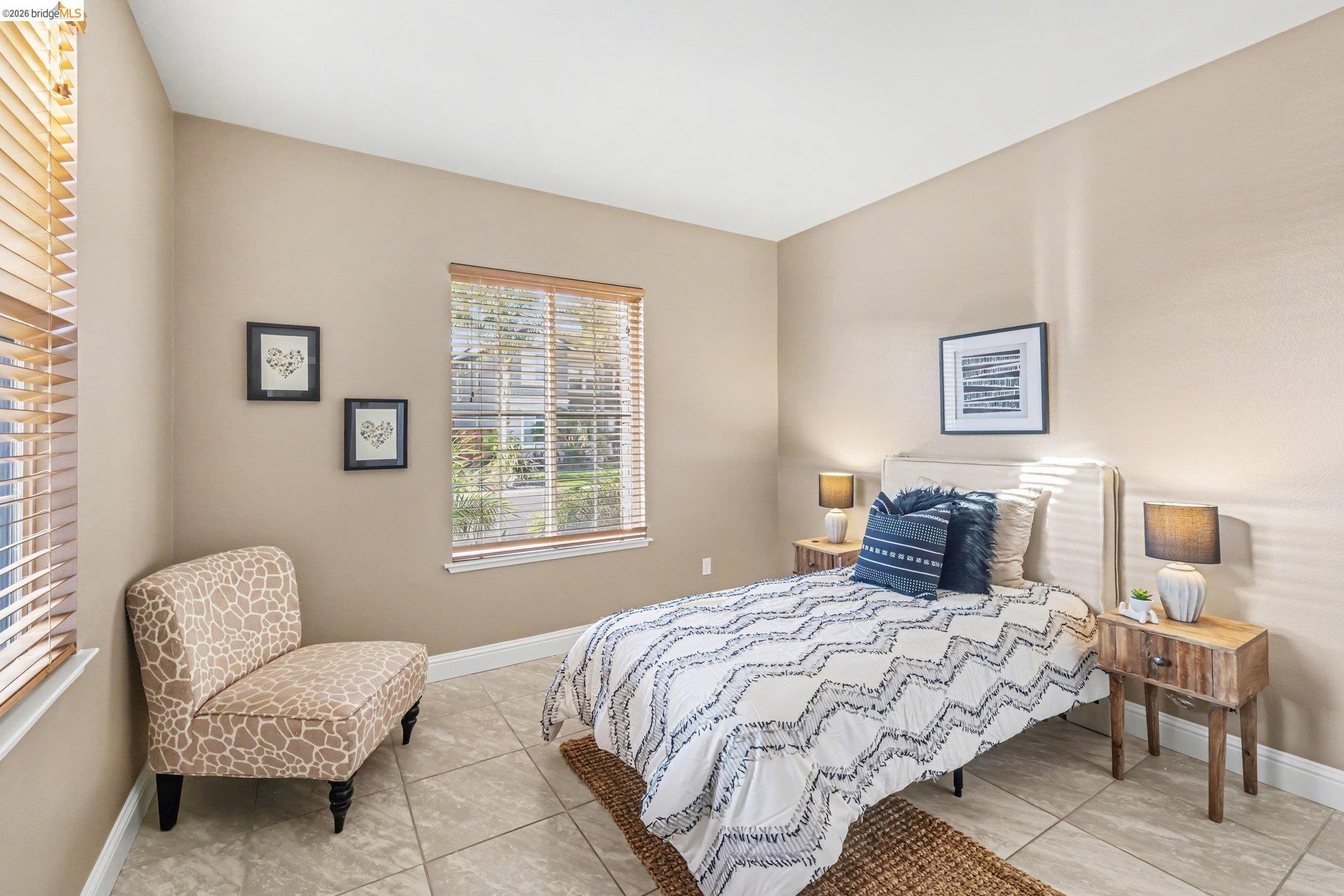 Detail Gallery Image 15 of 36 For 6372 Crystal Springs Cir, Discovery Bay,  CA 94505 - 5 Beds | 3 Baths