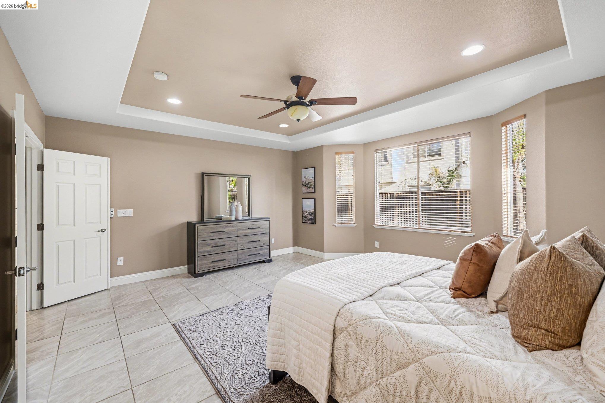 Detail Gallery Image 19 of 36 For 6372 Crystal Springs Cir, Discovery Bay,  CA 94505 - 5 Beds | 3 Baths