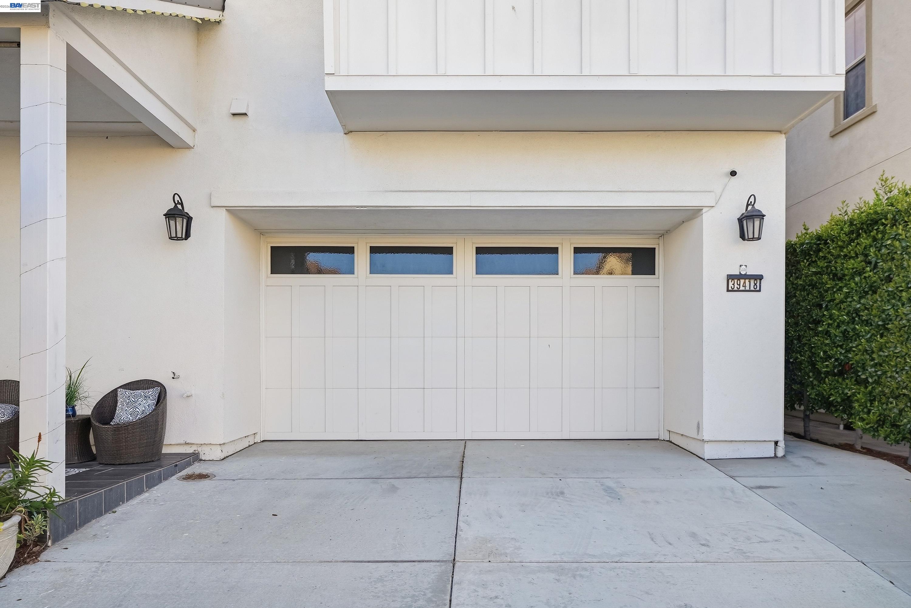 Detail Gallery Image 2 of 60 For 39418 N Darner, Newark,  CA 94560 - 5 Beds | 5/1 Baths