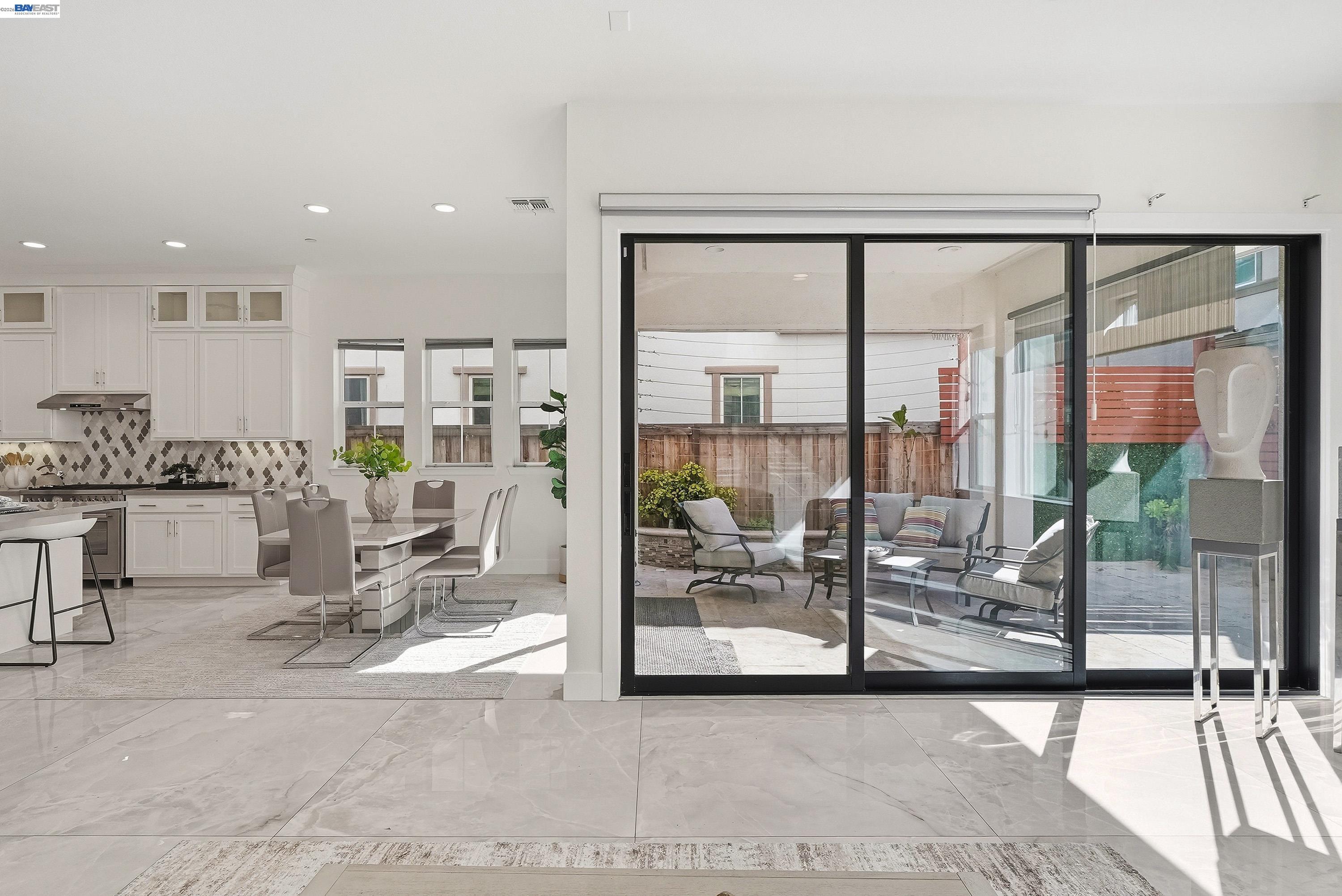 Detail Gallery Image 49 of 60 For 39418 N Darner, Newark,  CA 94560 - 5 Beds | 5/1 Baths