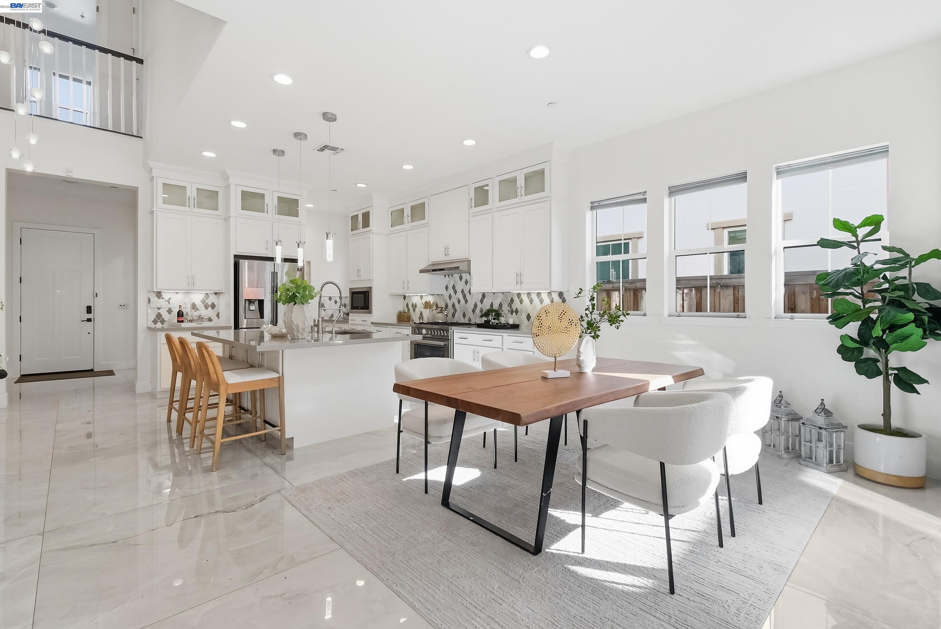 Detail Gallery Image 9 of 60 For 39418 N Darner, Newark,  CA 94560 - 5 Beds | 5/1 Baths