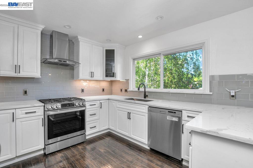 Detail Gallery Image 2 of 37 For 3624 Canelli Ct, Pleasanton,  CA 94566 - 4 Beds | 3 Baths