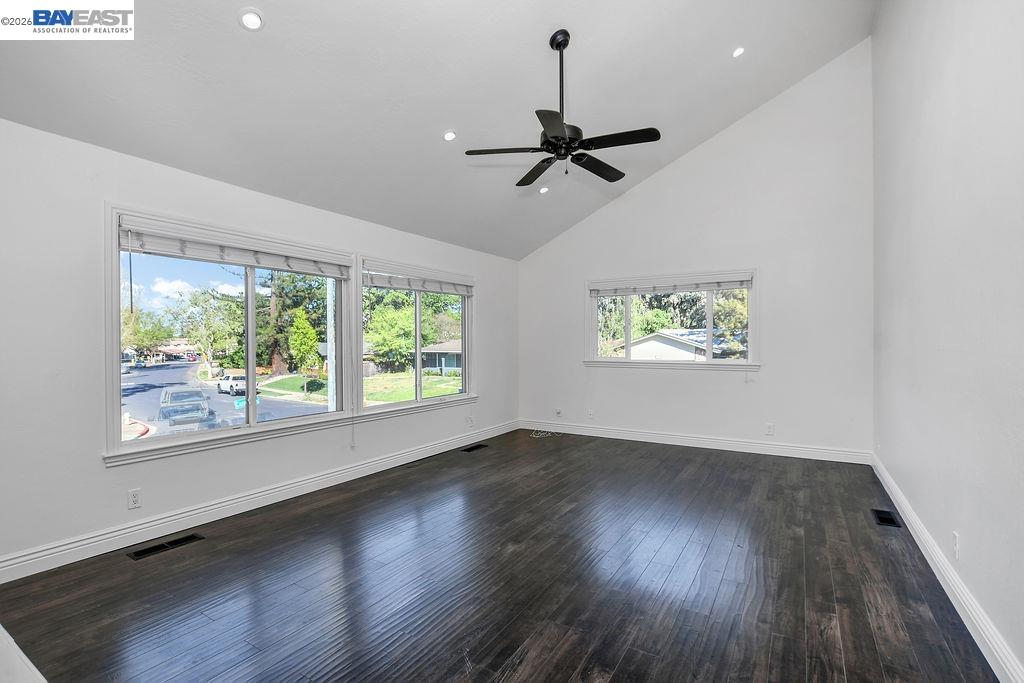 Detail Gallery Image 29 of 37 For 3624 Canelli Ct, Pleasanton,  CA 94566 - 4 Beds | 3 Baths