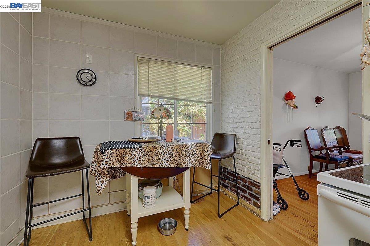 Detail Gallery Image 14 of 36 For 1816 Eastern Avenue, Sacramento,  CA 95864-1768 - 3 Beds | 2 Baths