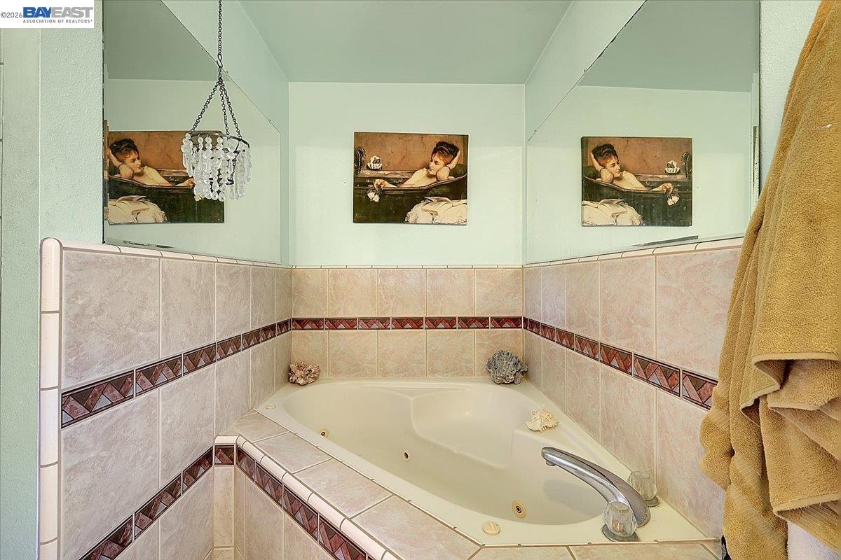 Detail Gallery Image 22 of 36 For 1816 Eastern Avenue, Sacramento,  CA 95864-1768 - 3 Beds | 2 Baths